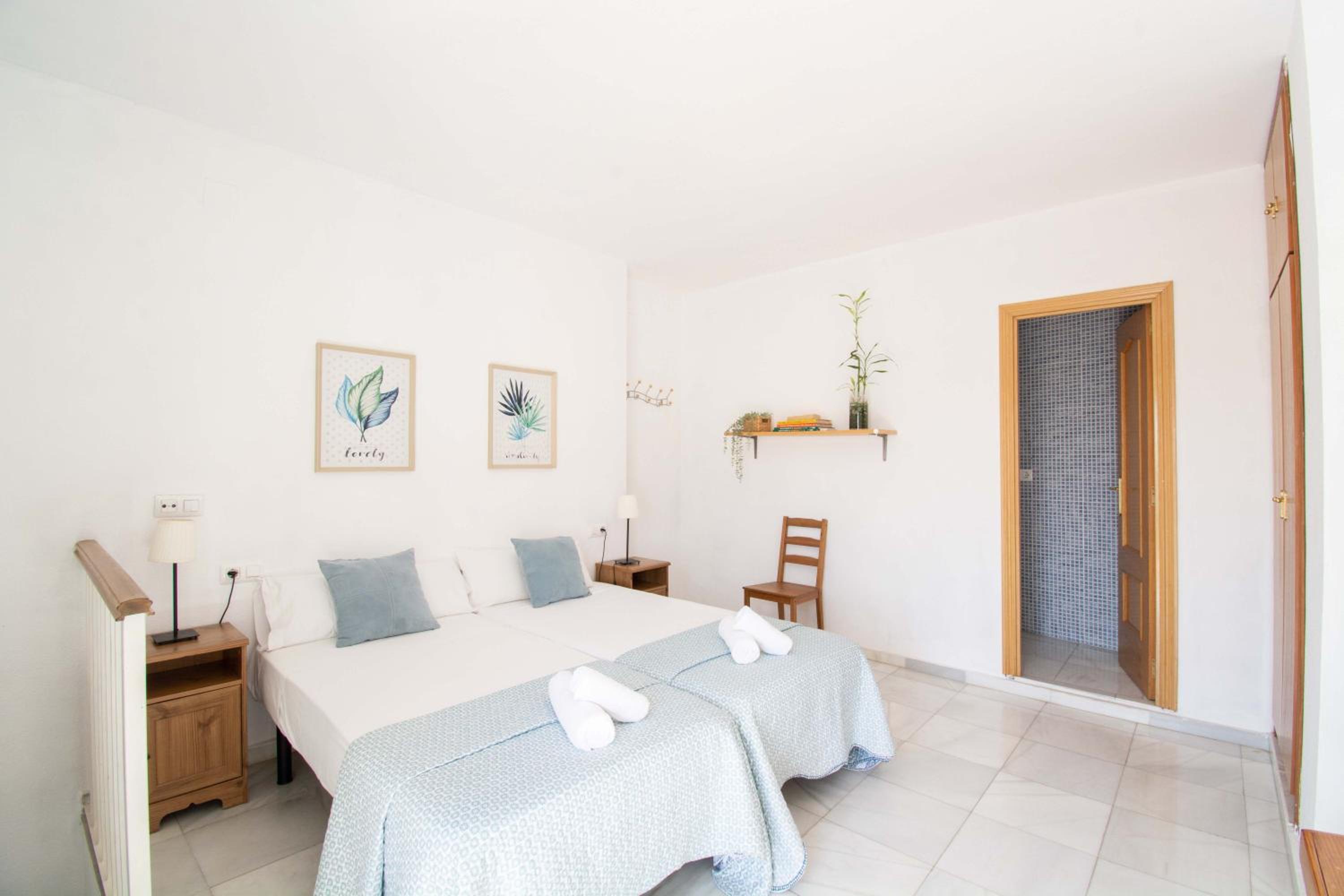 Ático de 2 dormitorios con terraza privada