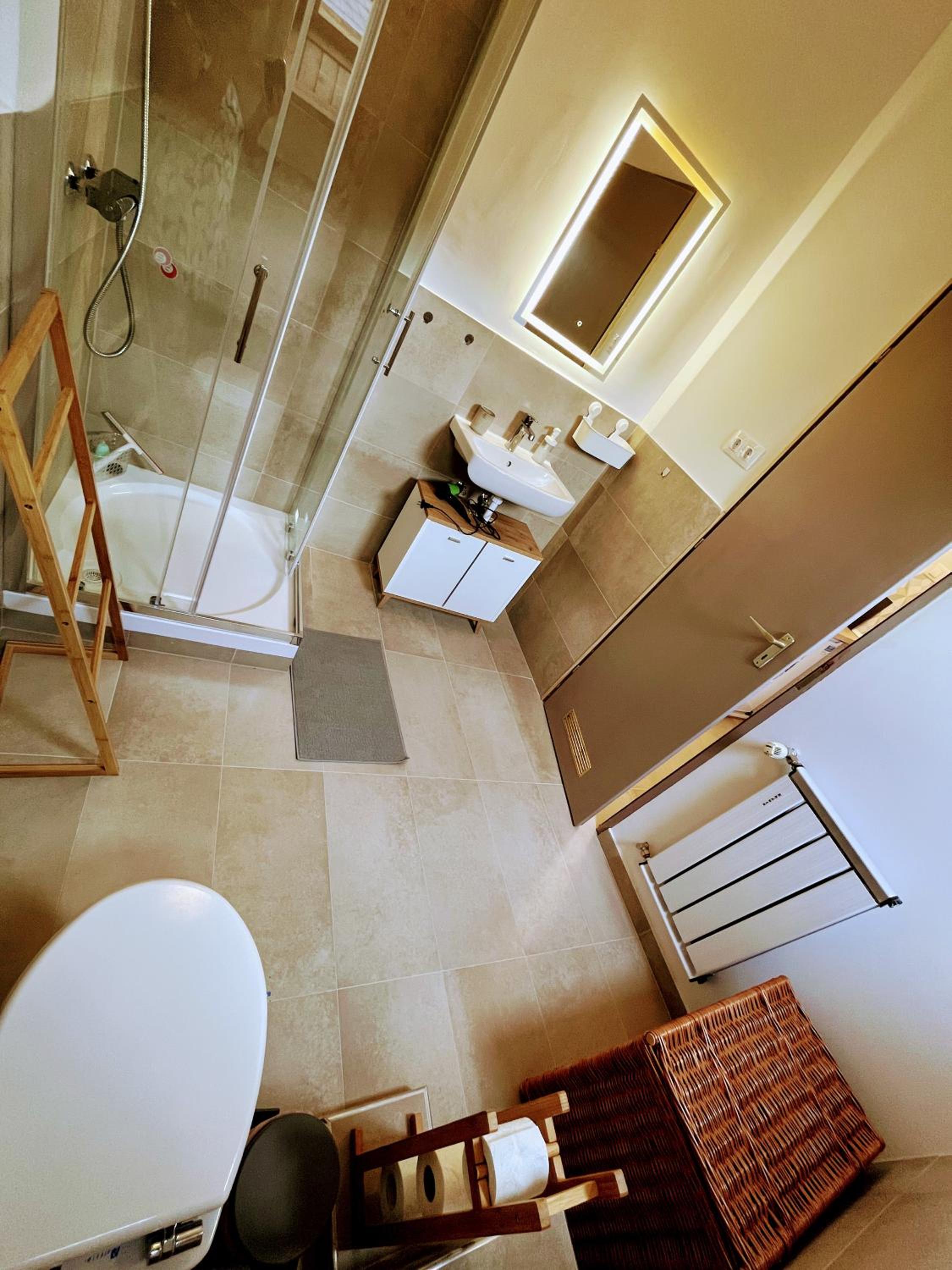 Studio Apartment photo 3