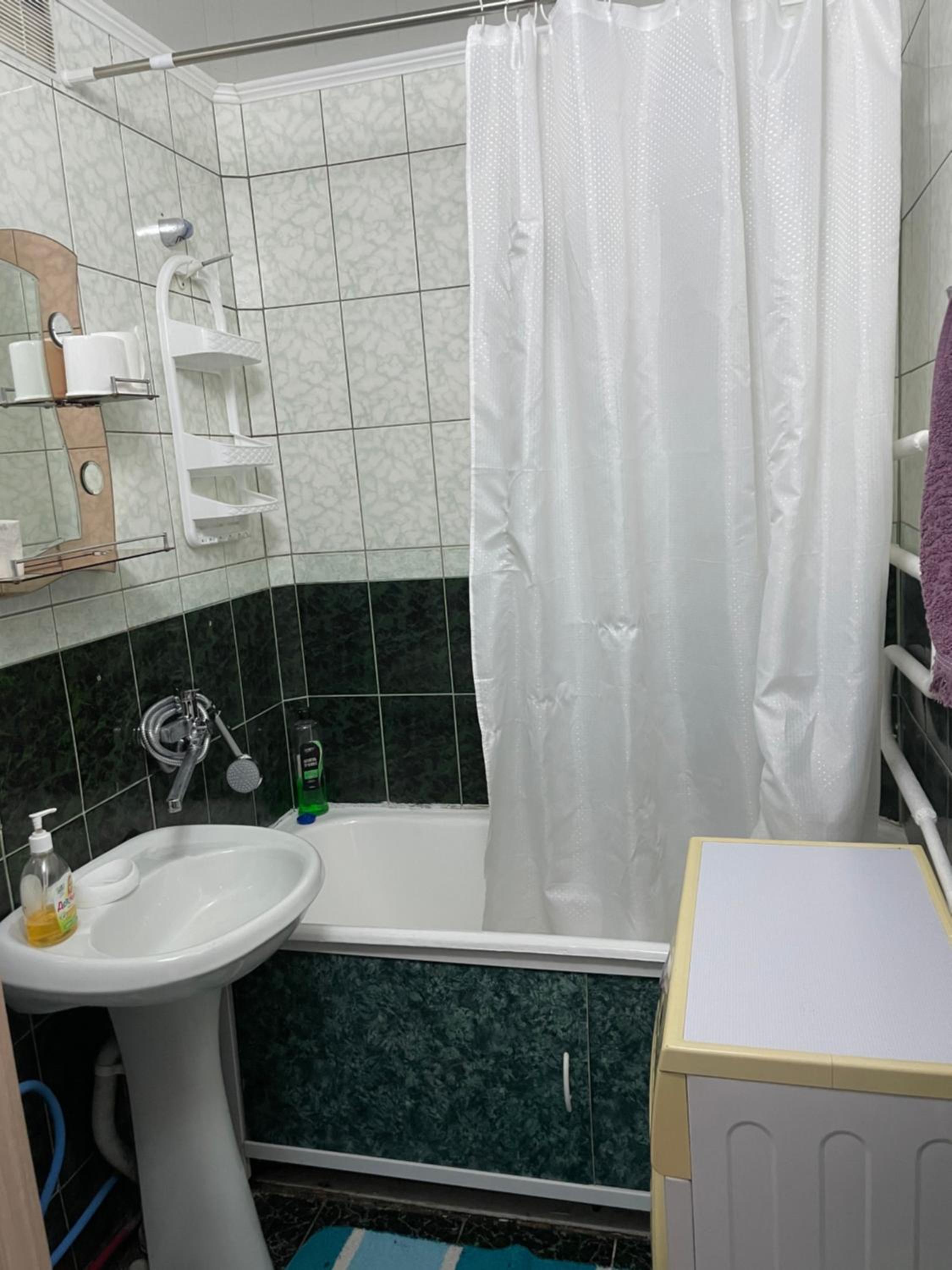 One-Bedroom Apartment photo 3