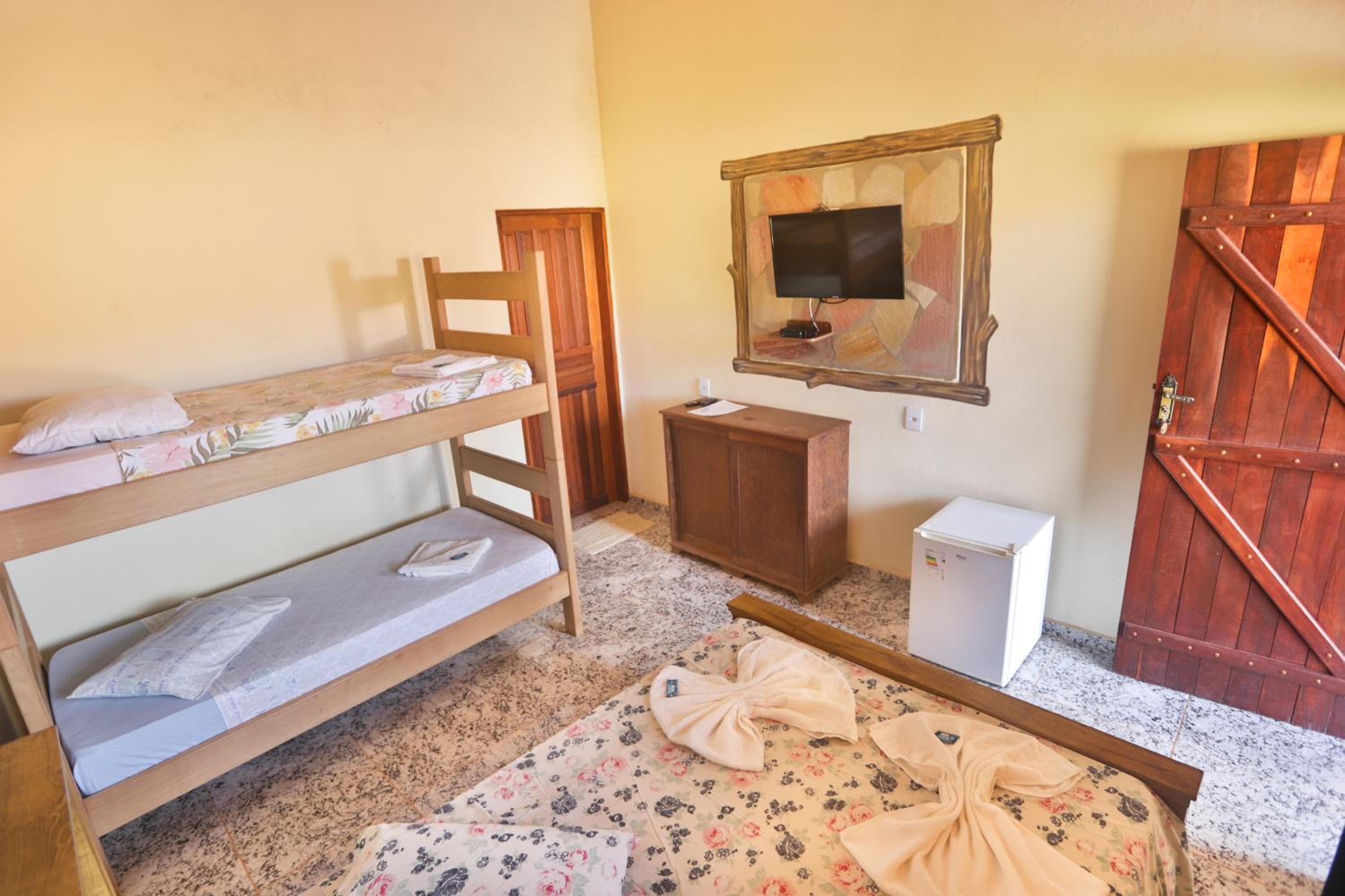 Double Room with Balcony (2 Adults + 1 Child) photo 1