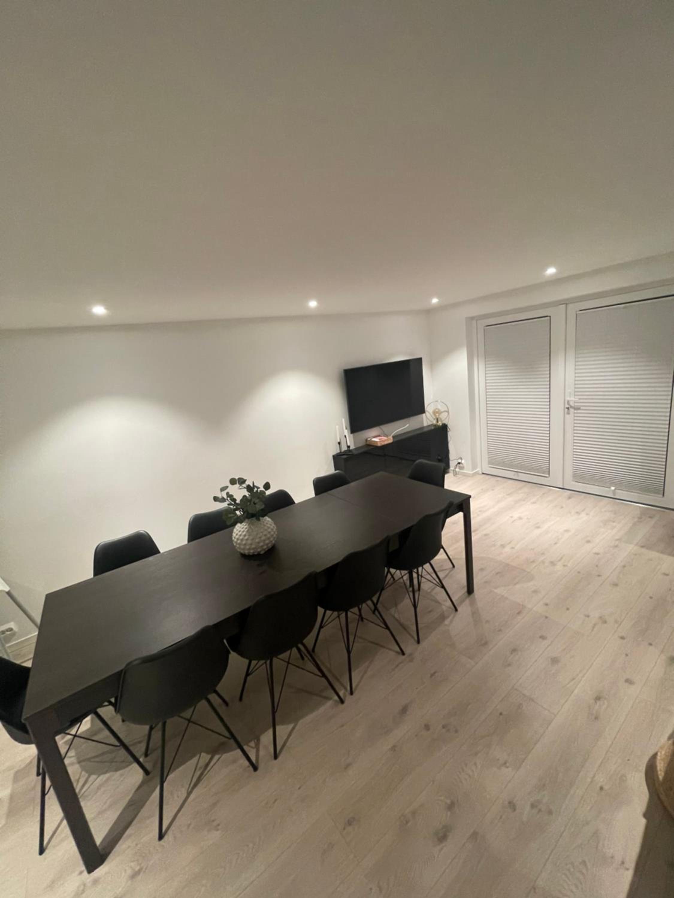 Four-Bedroom House photo 3