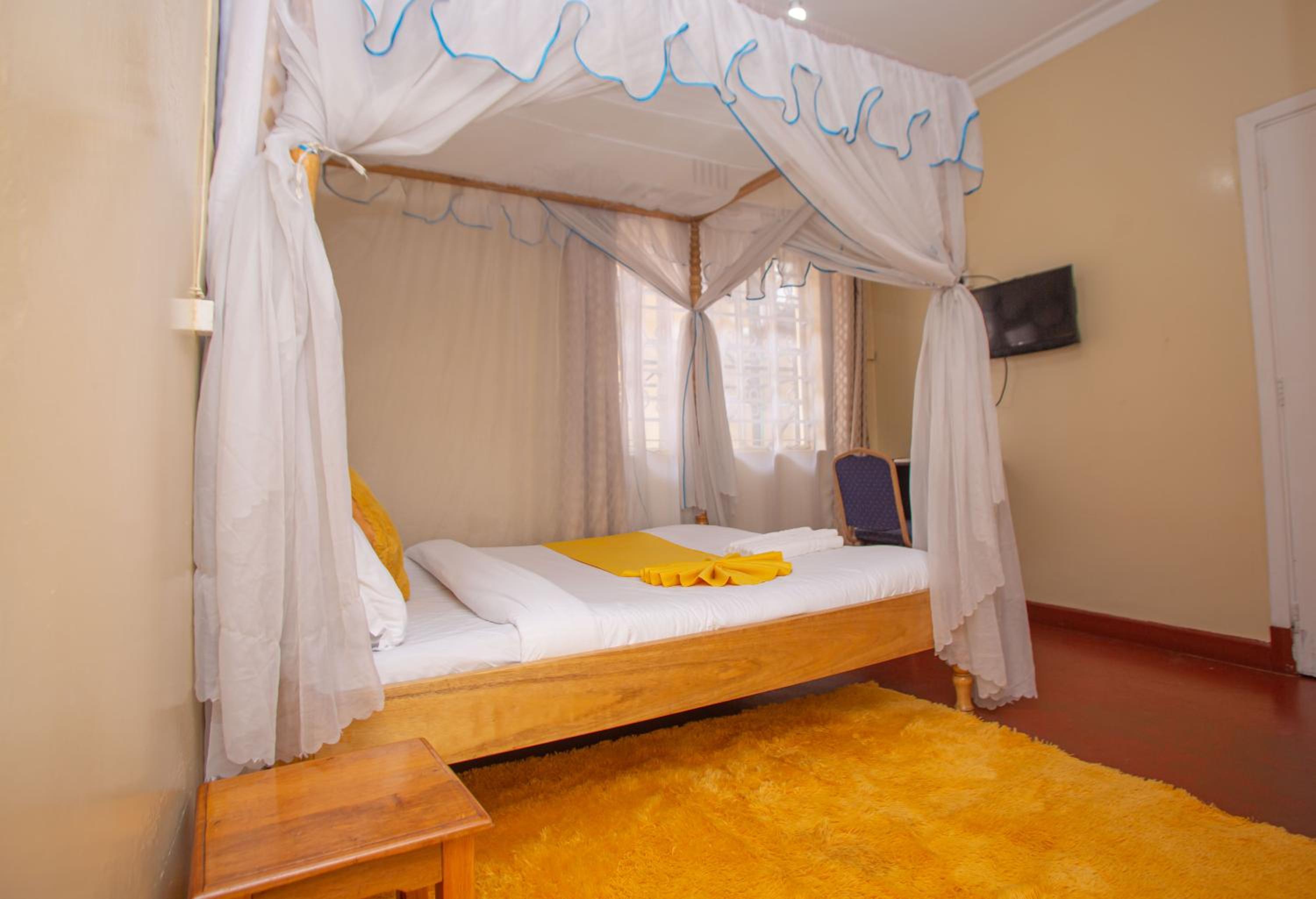 Deluxe Twin Room photo 3