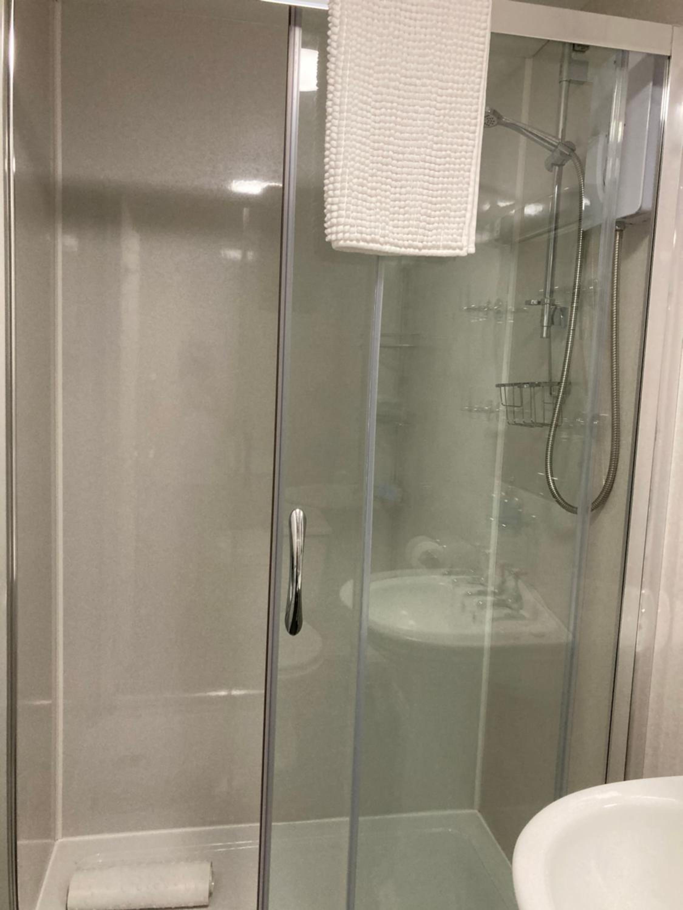 Triple Room with Shower photo 3
