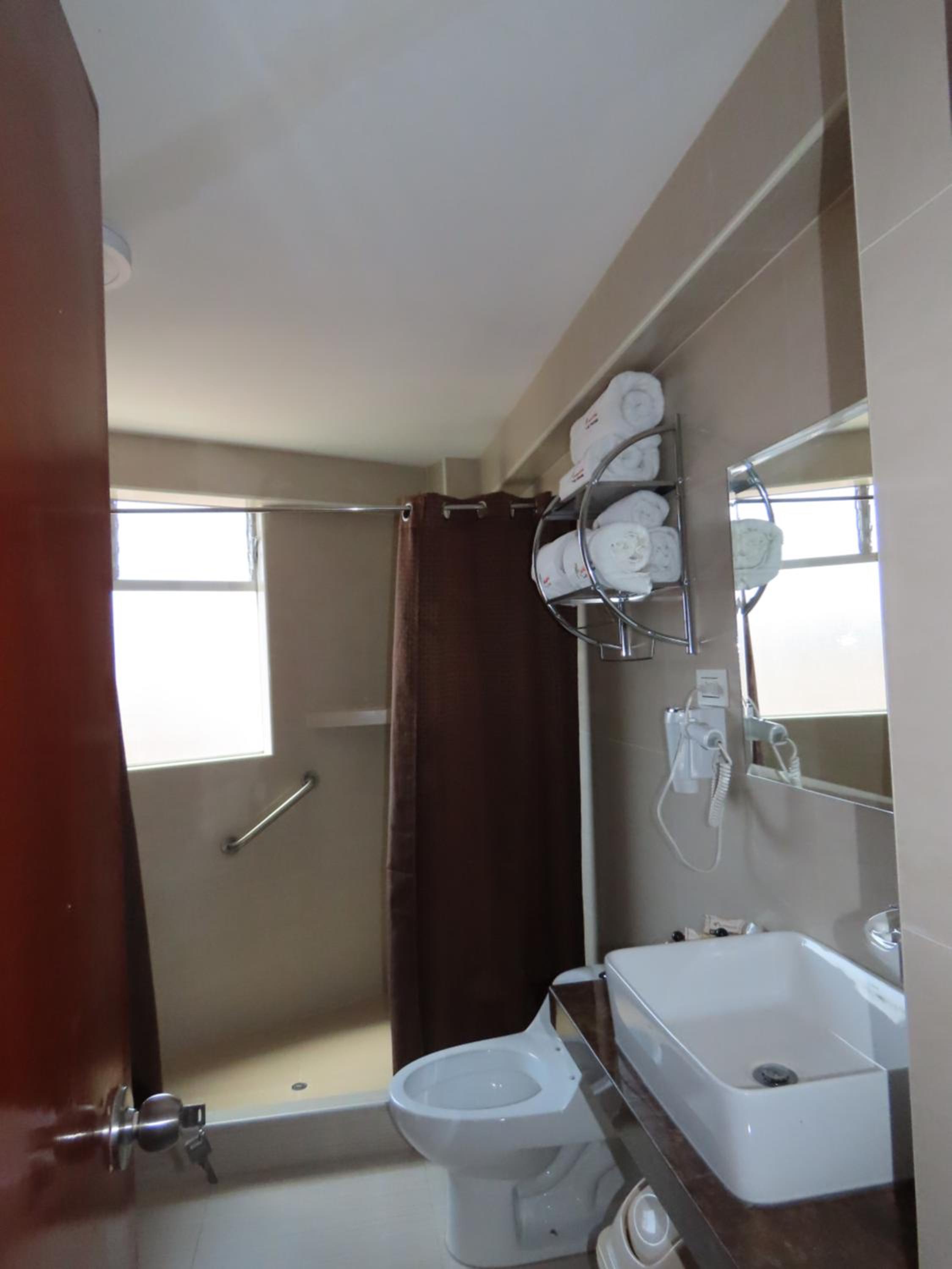 Deluxe Family Room photo 3