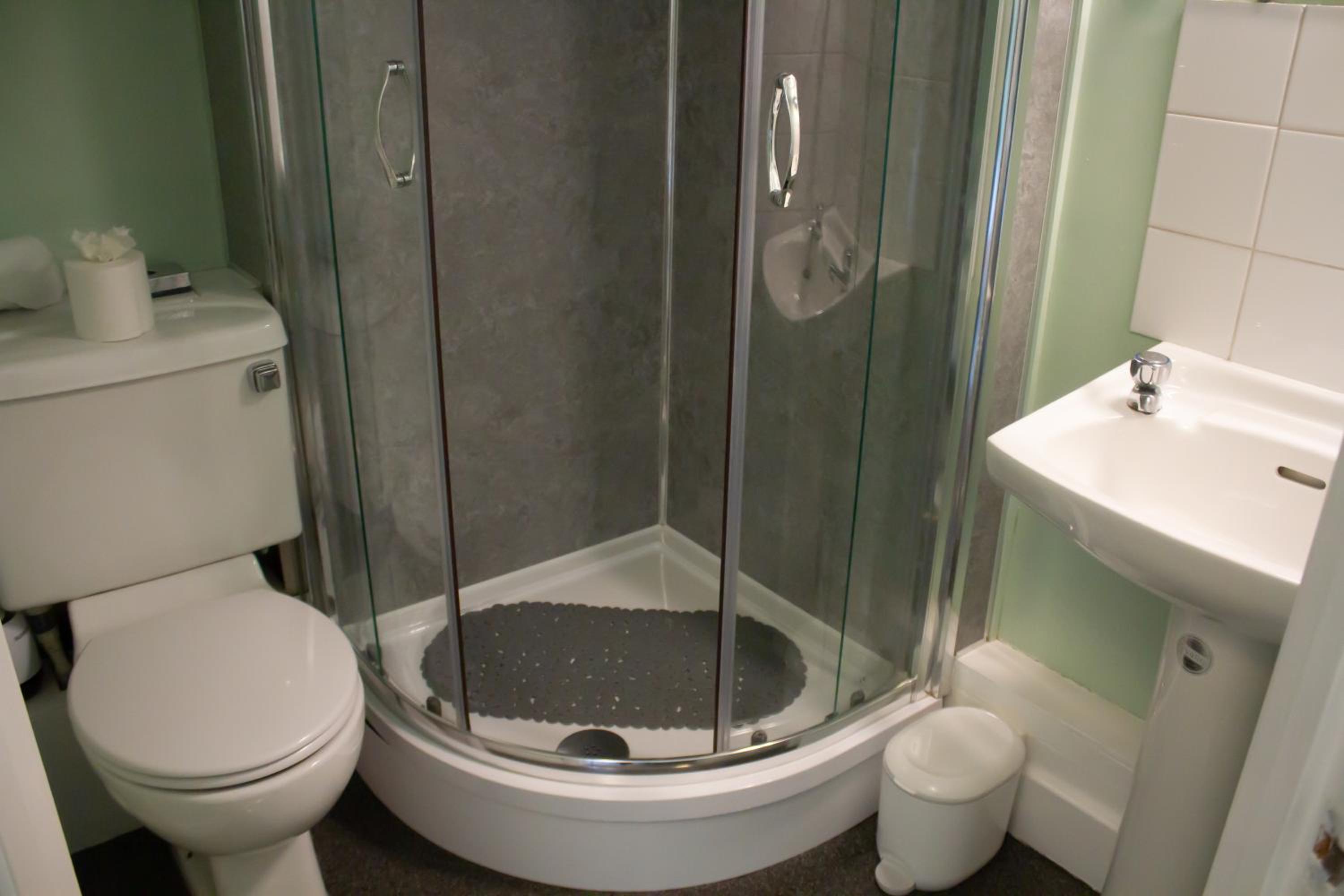 Double Room With Private Bathroom photo 2