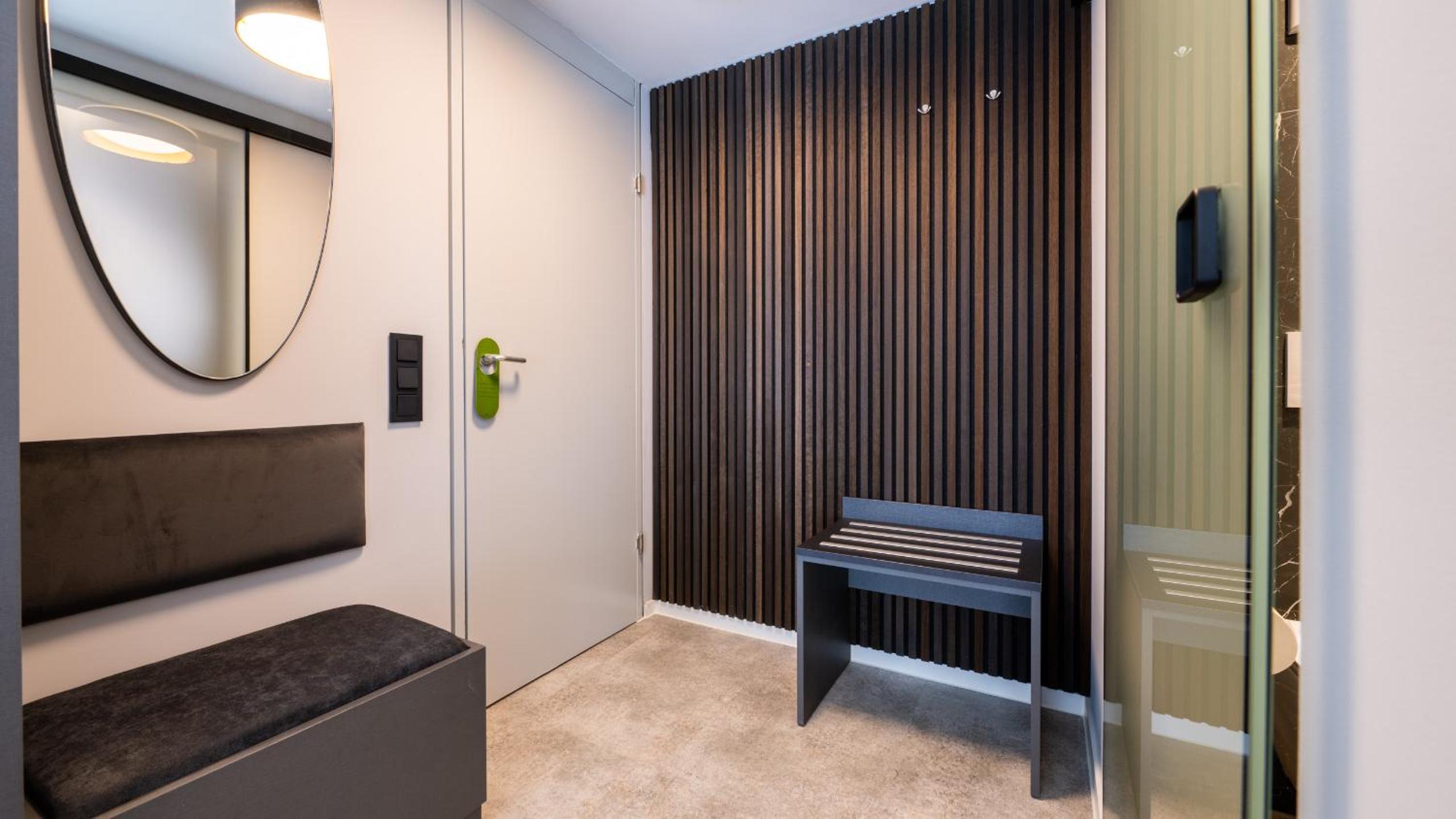 Double Room - Photo 11