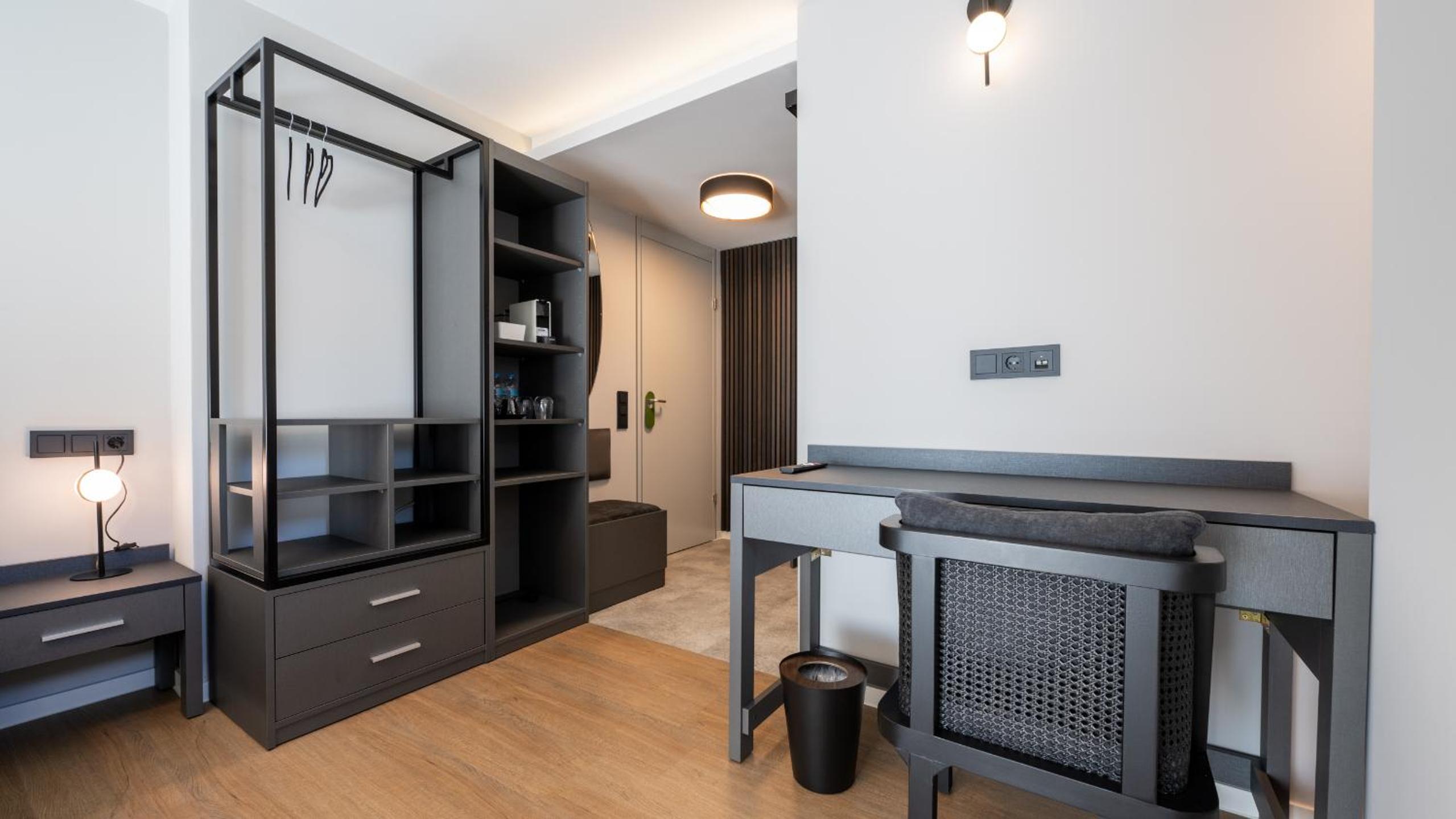 Double Room - Photo 17