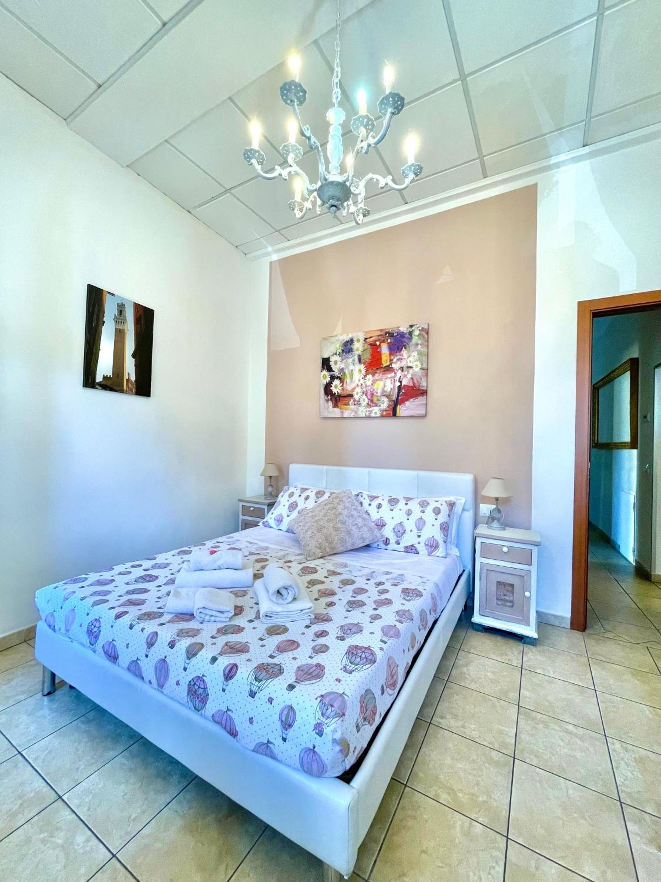 Standard Double Room - Photo 11