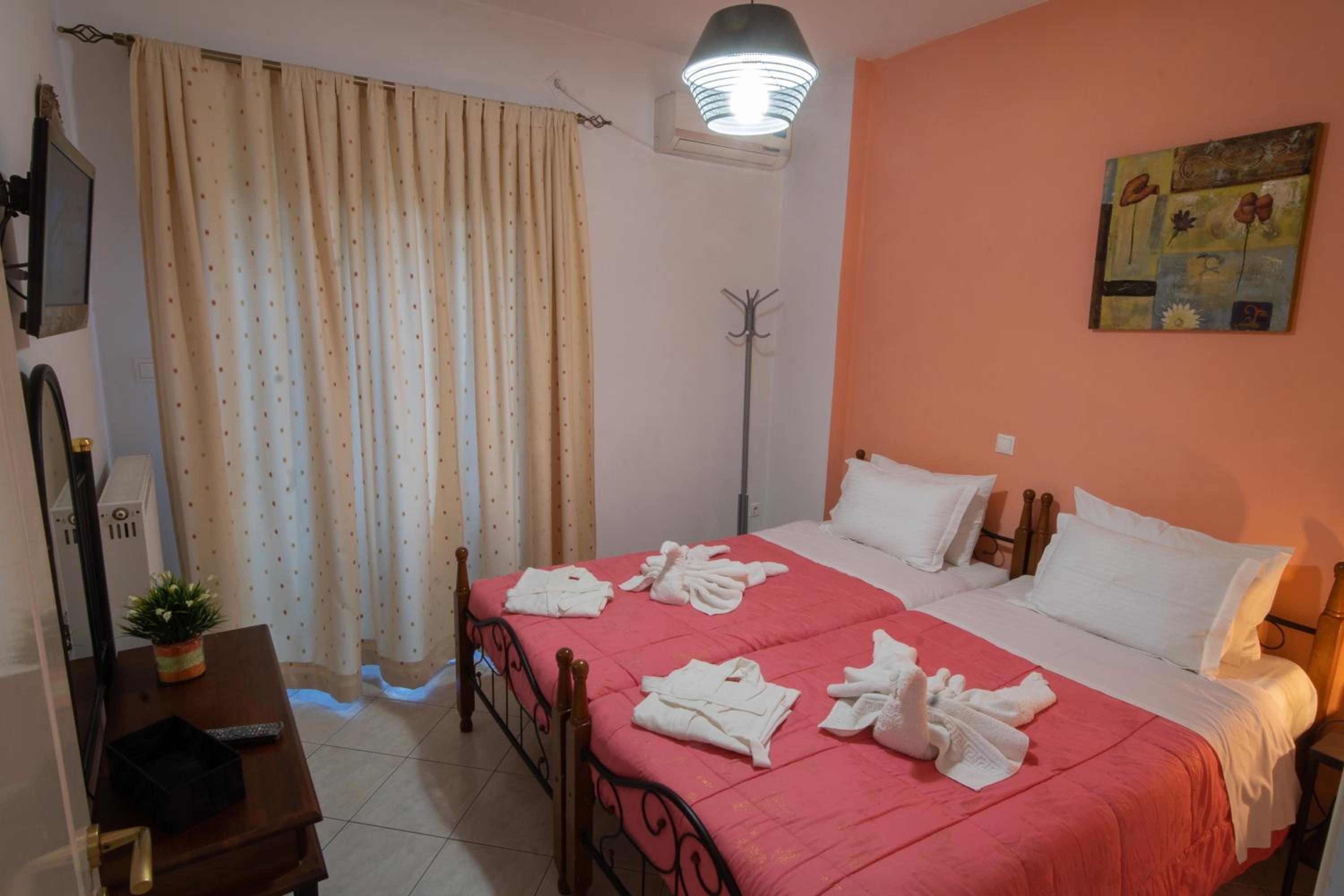 Apartment on Ground Floor photo 1