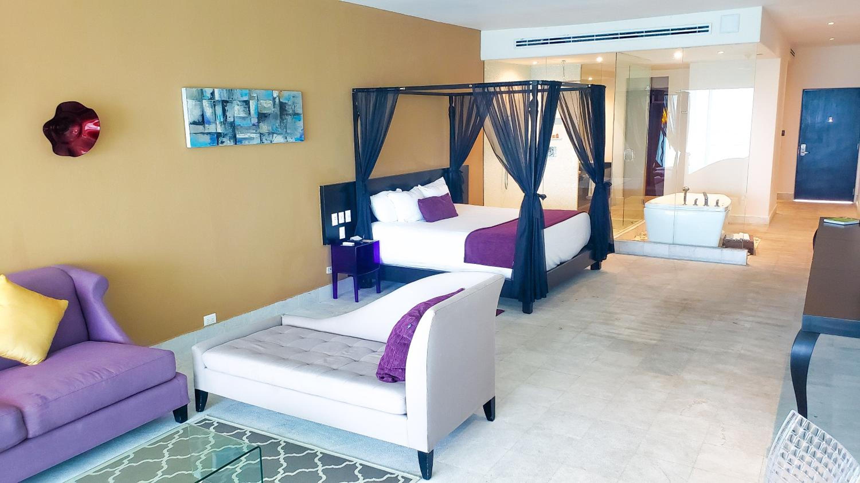 Pool View Suite