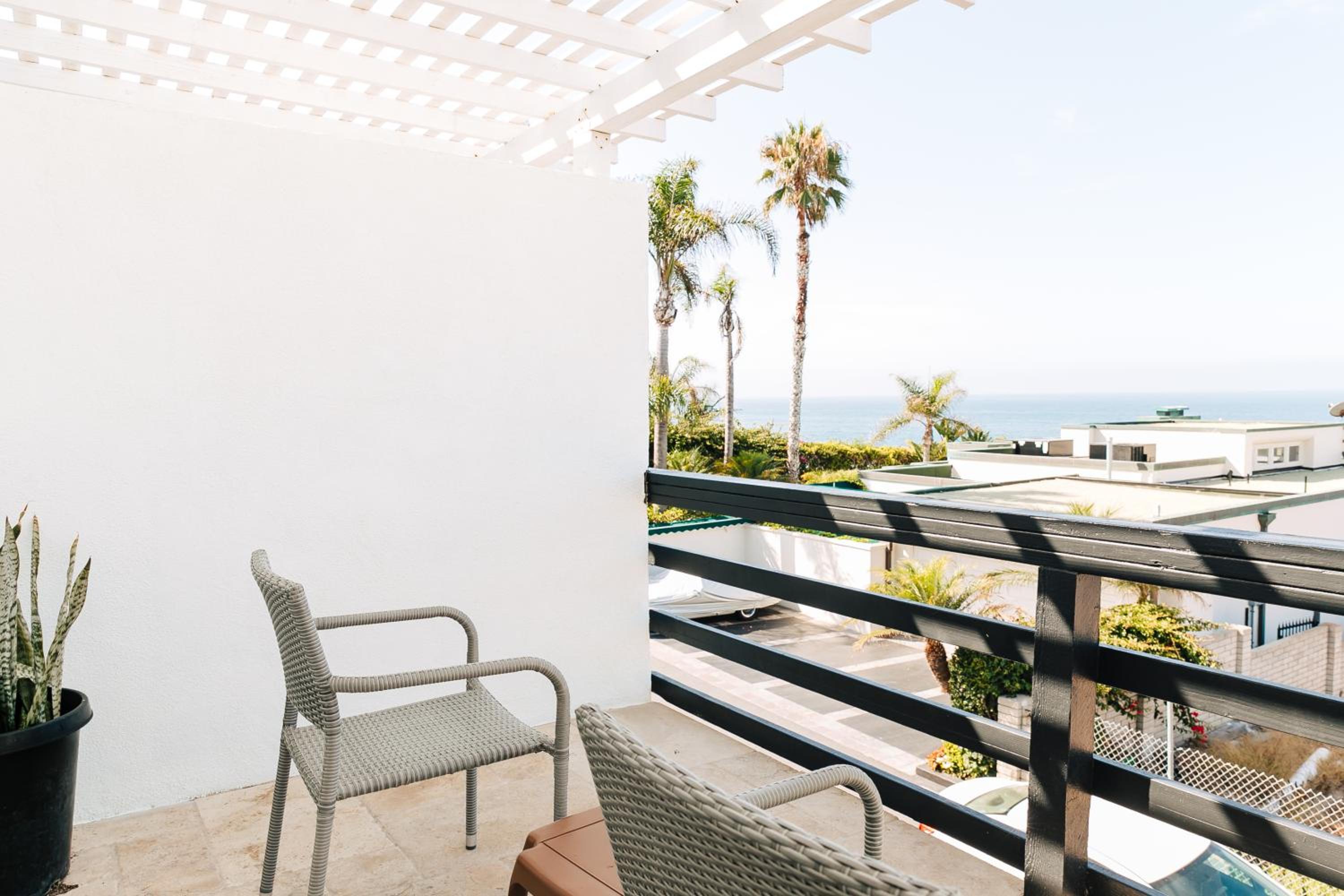 Queen Room With Ocean View photo 2