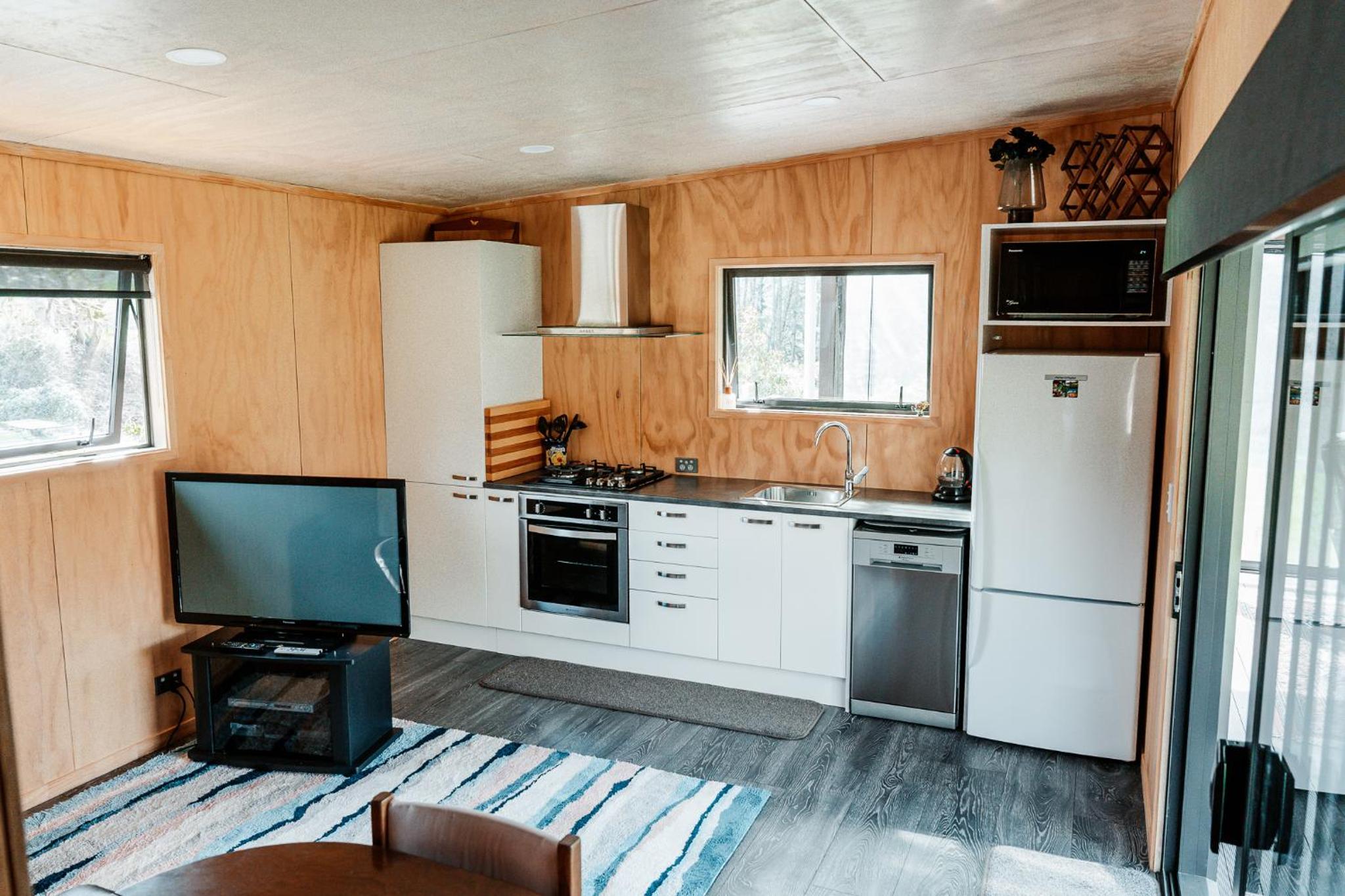 One-Bedroom House - Photo 17