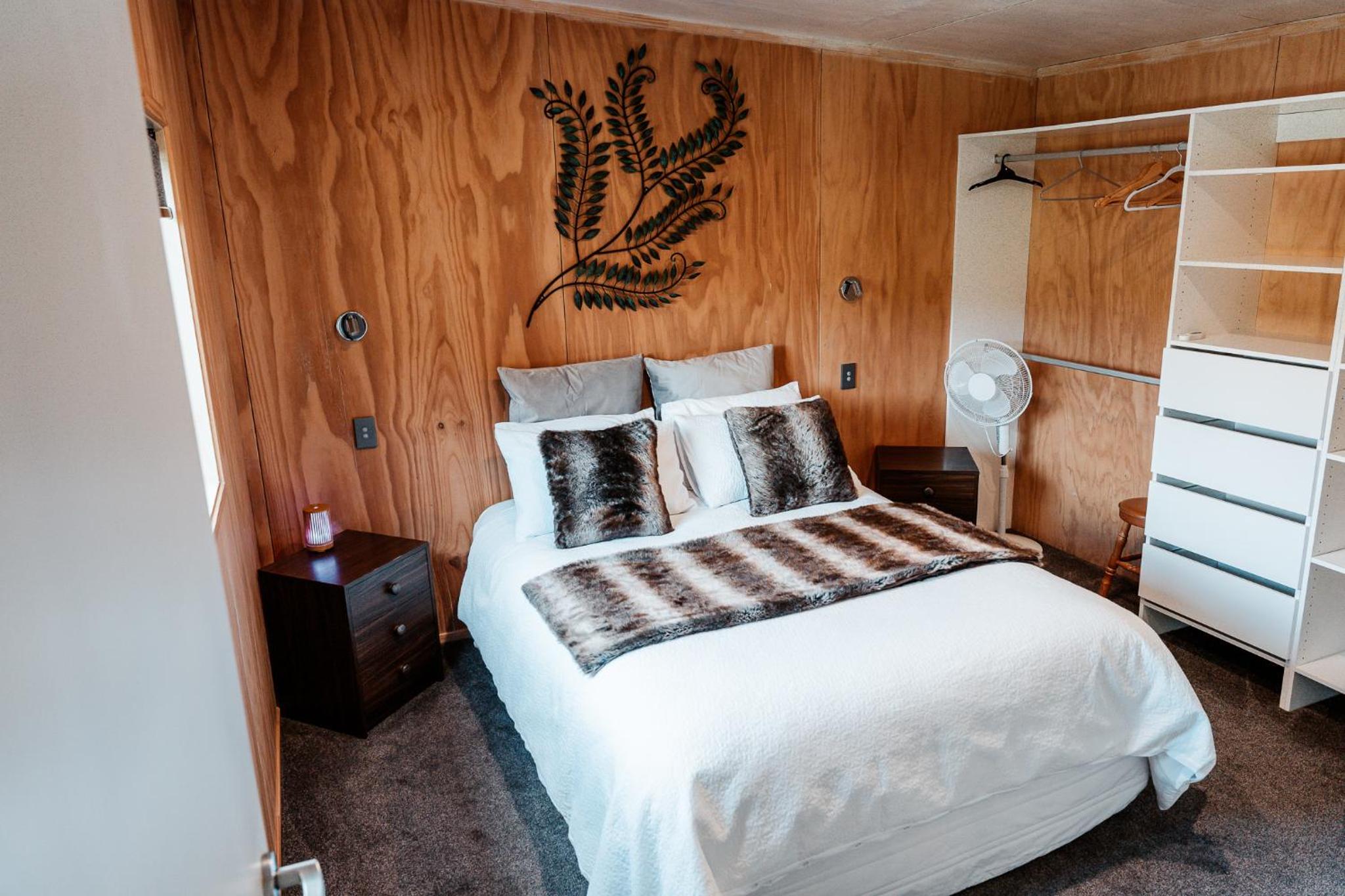 One-Bedroom House - Photo 10