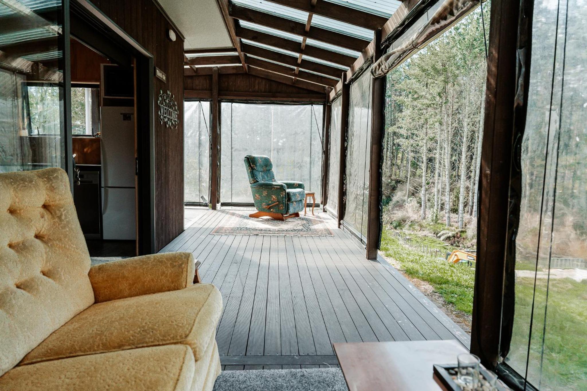 One-Bedroom House - Photo 6