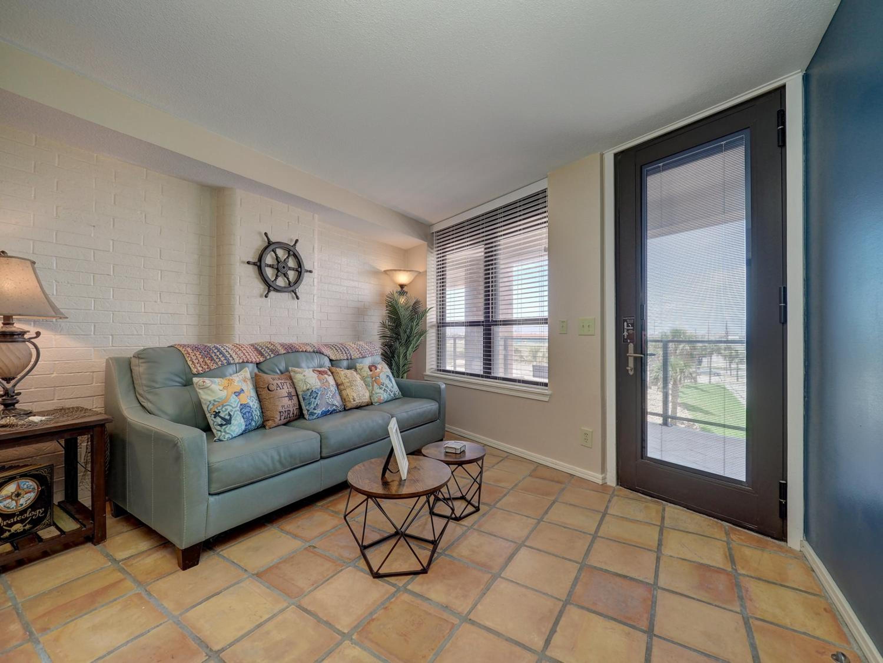 Apartment with Sea View photo 1
