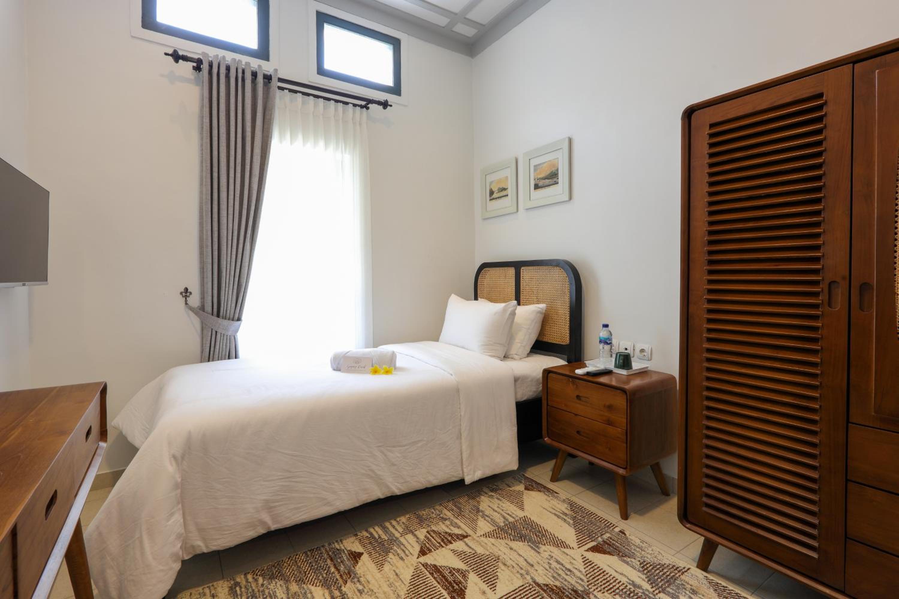 Superior Single Room