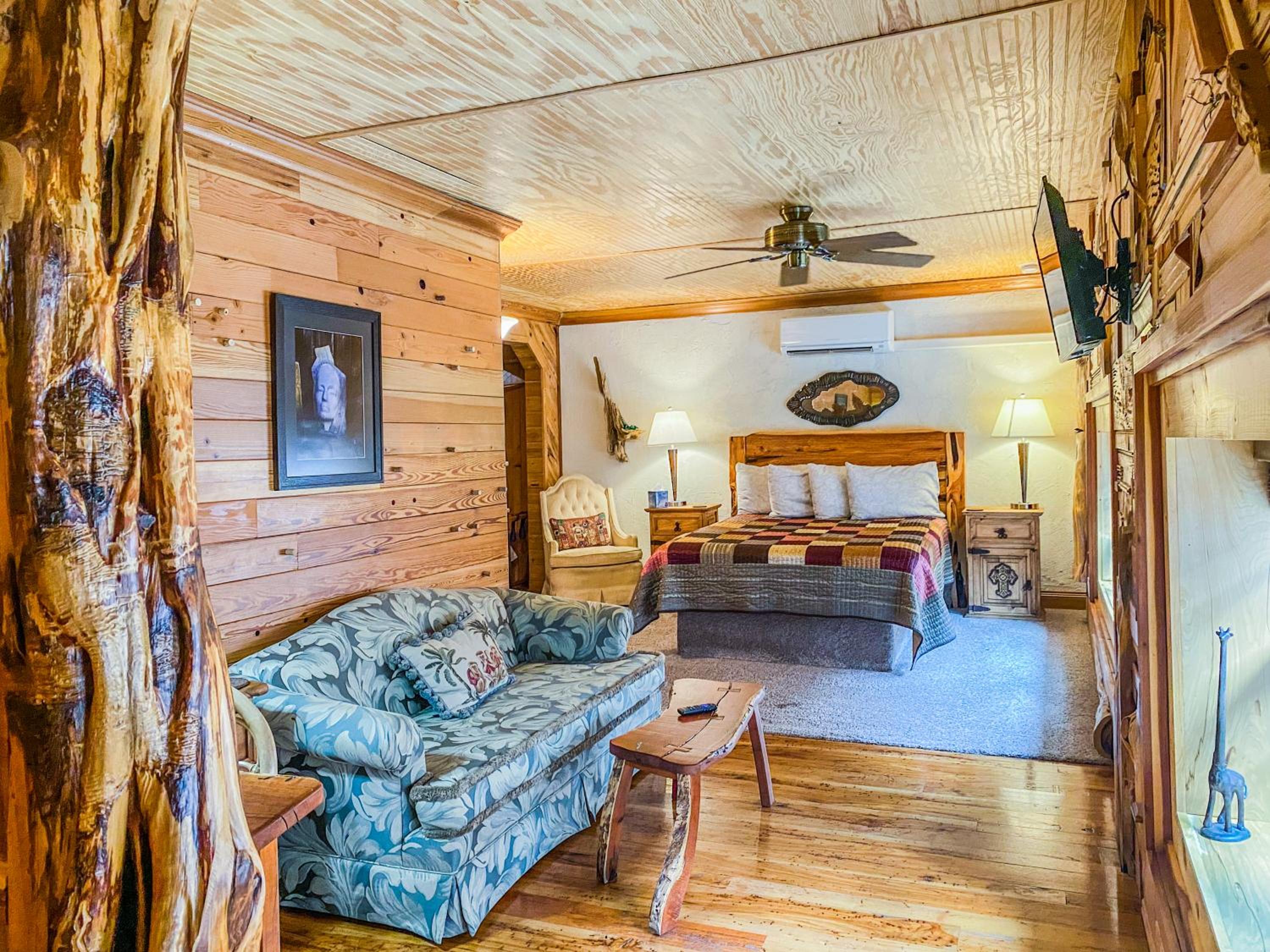 Queen Suite