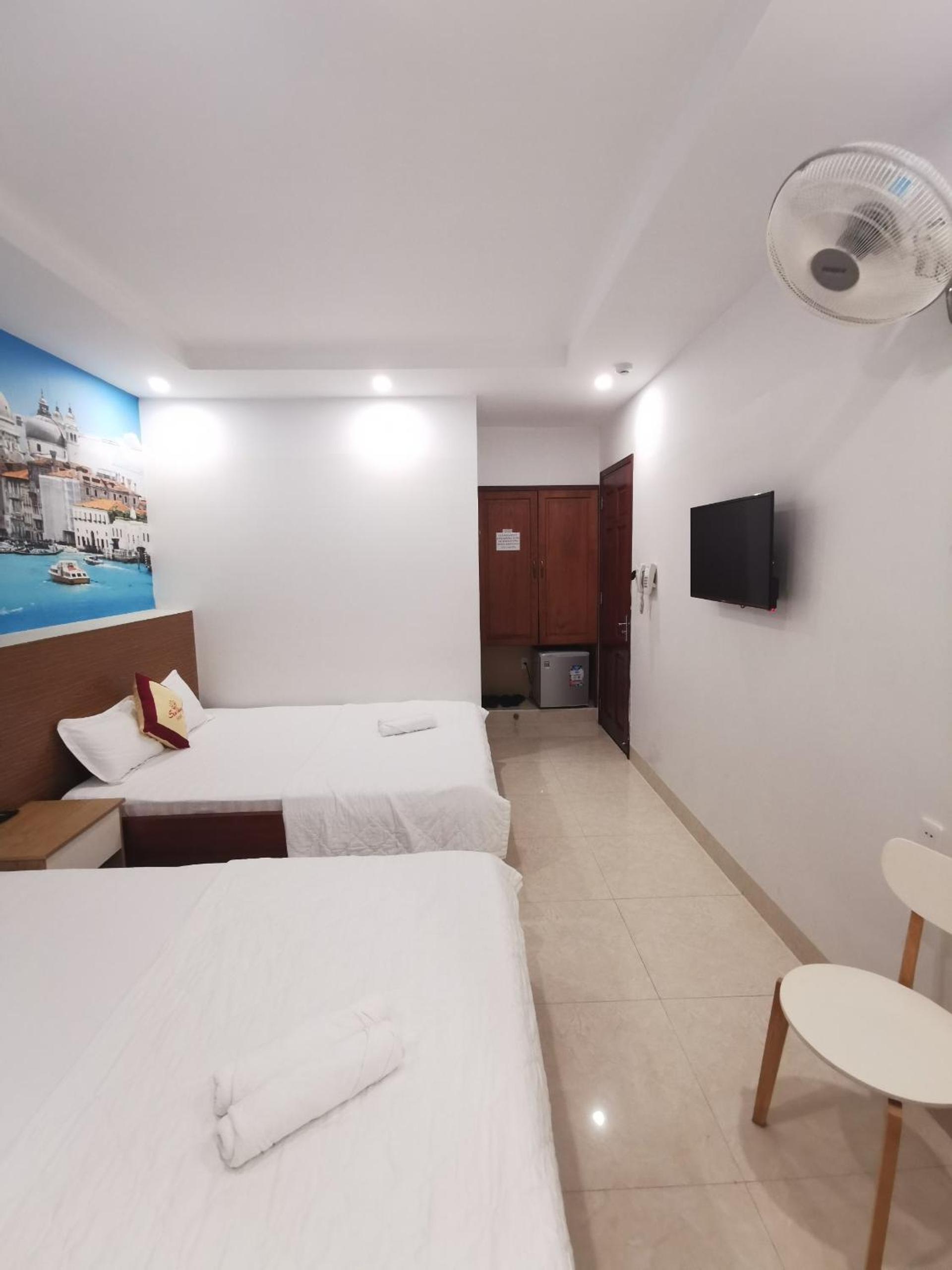 Economy Quadruple Room photo 3