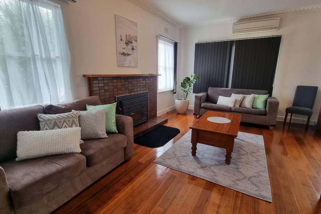 Three-Bedroom Apartment photo 1