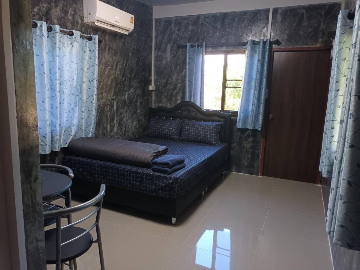 Queen Room with Garden View photo 2