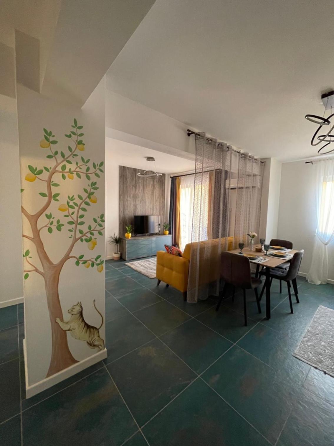 One-Bedroom Apartment - Photo 20