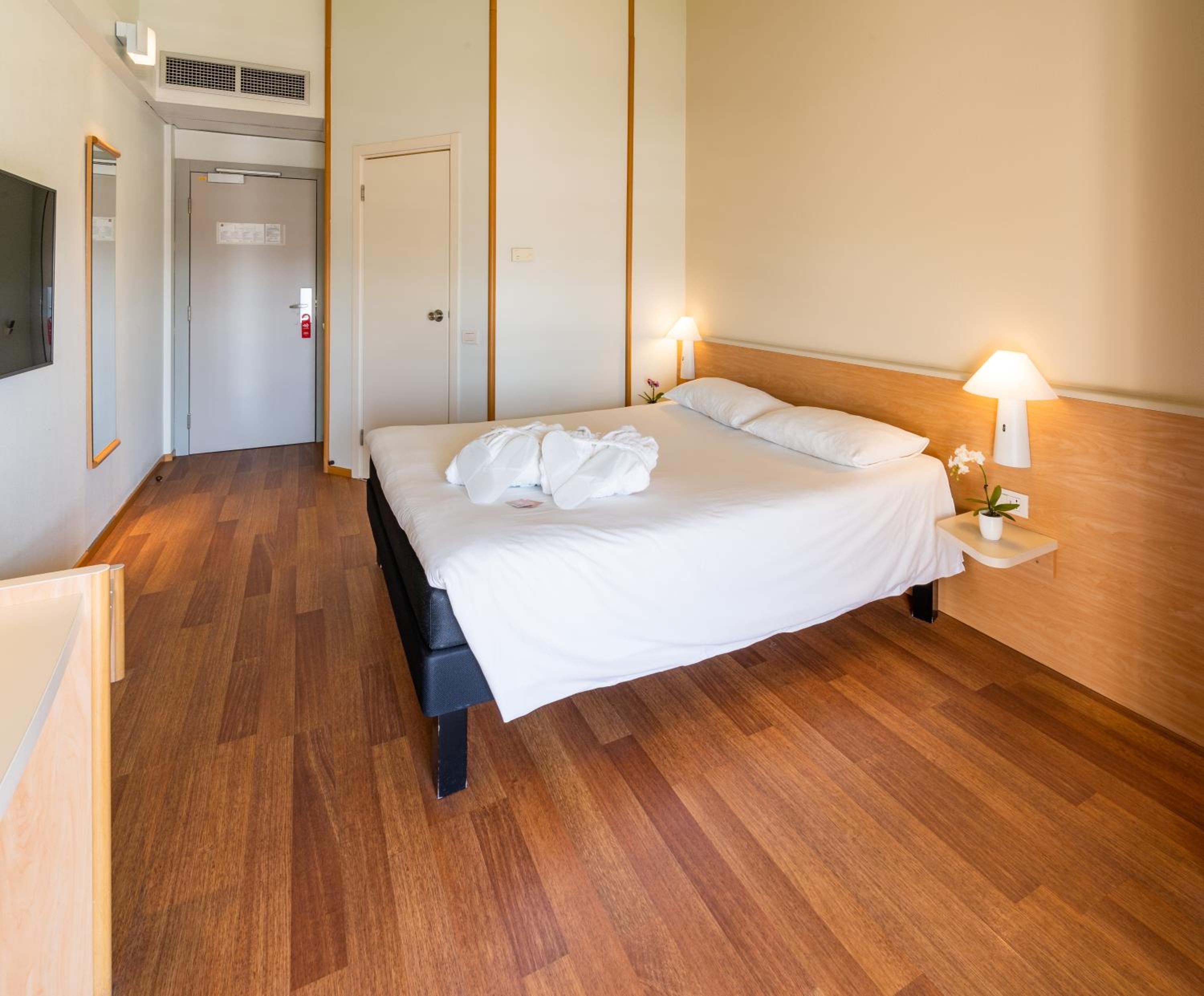 Executive Double Room - Photo 3