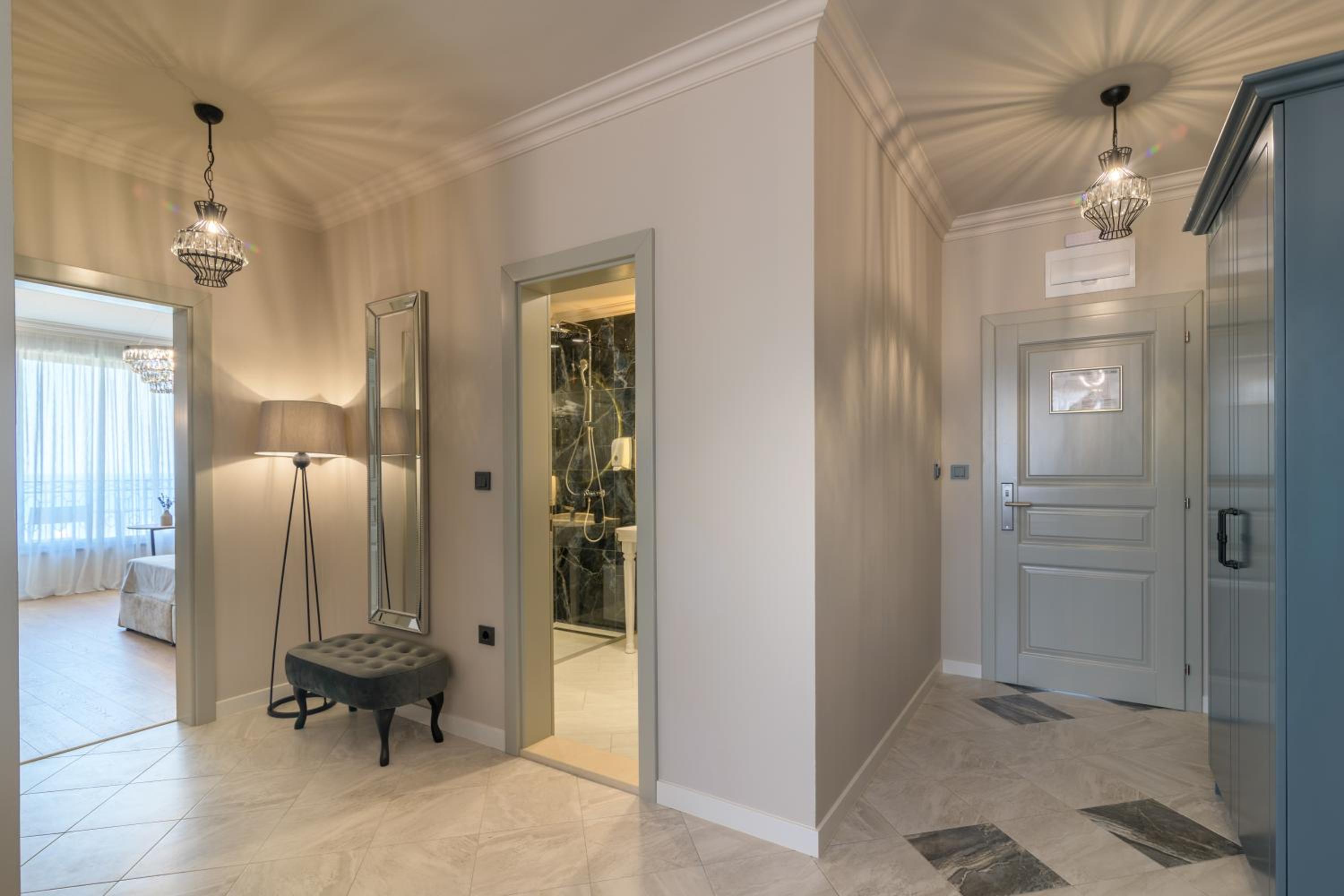 One-Bedroom Suite - Free Parking