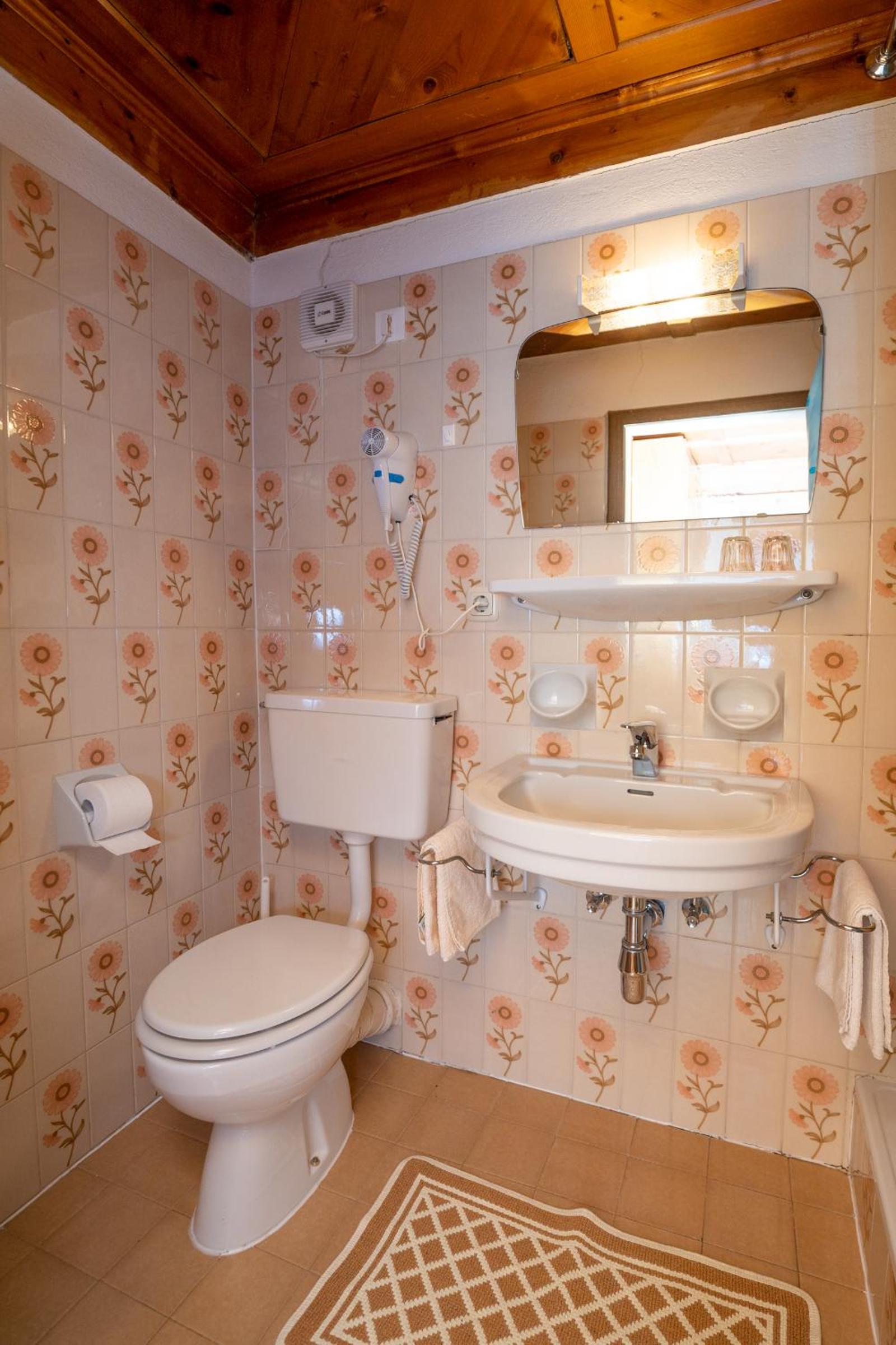 Chalet photo 2