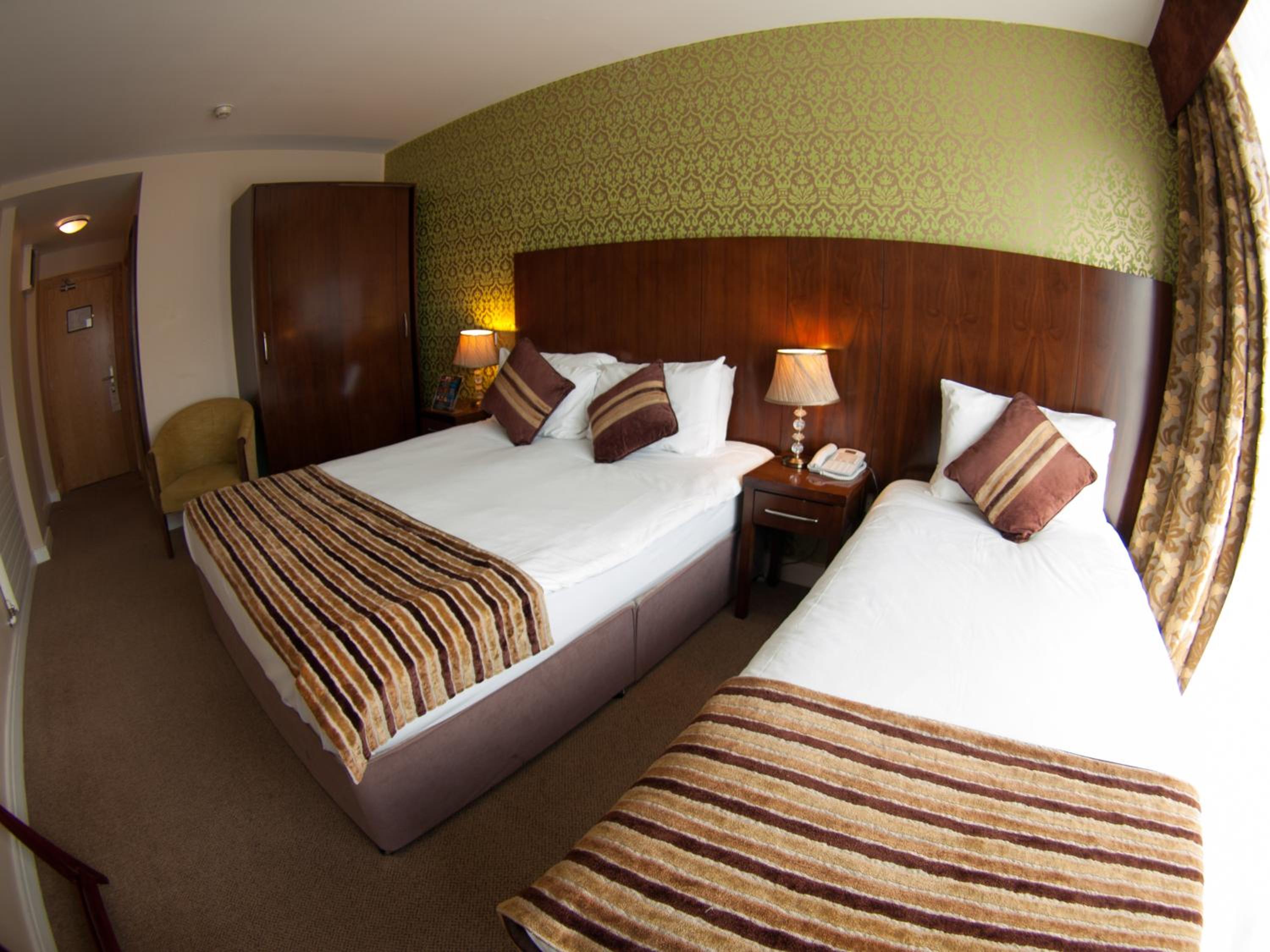 Triple Room - Photo 6