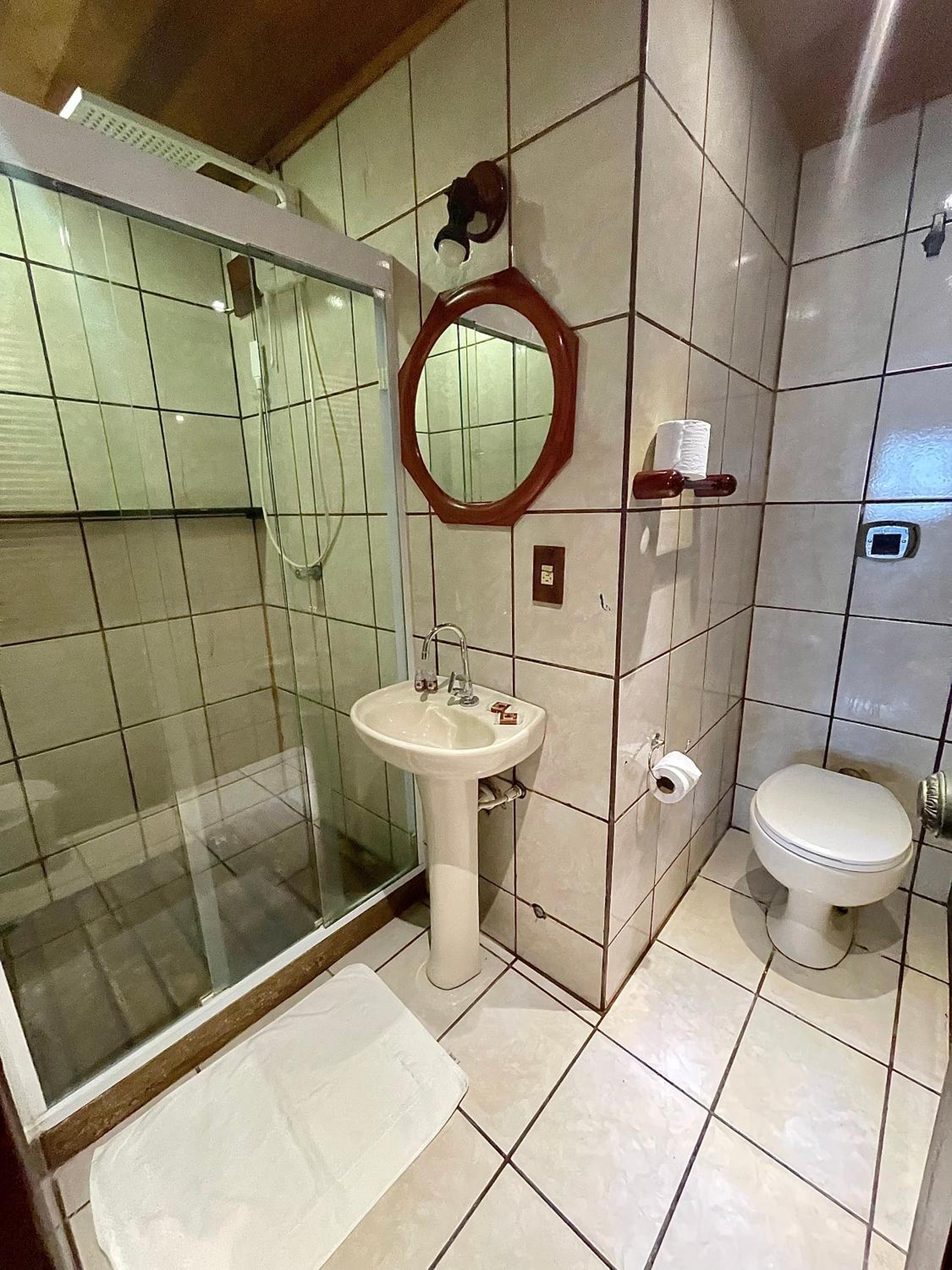 Standard Triple Room - Photo 2