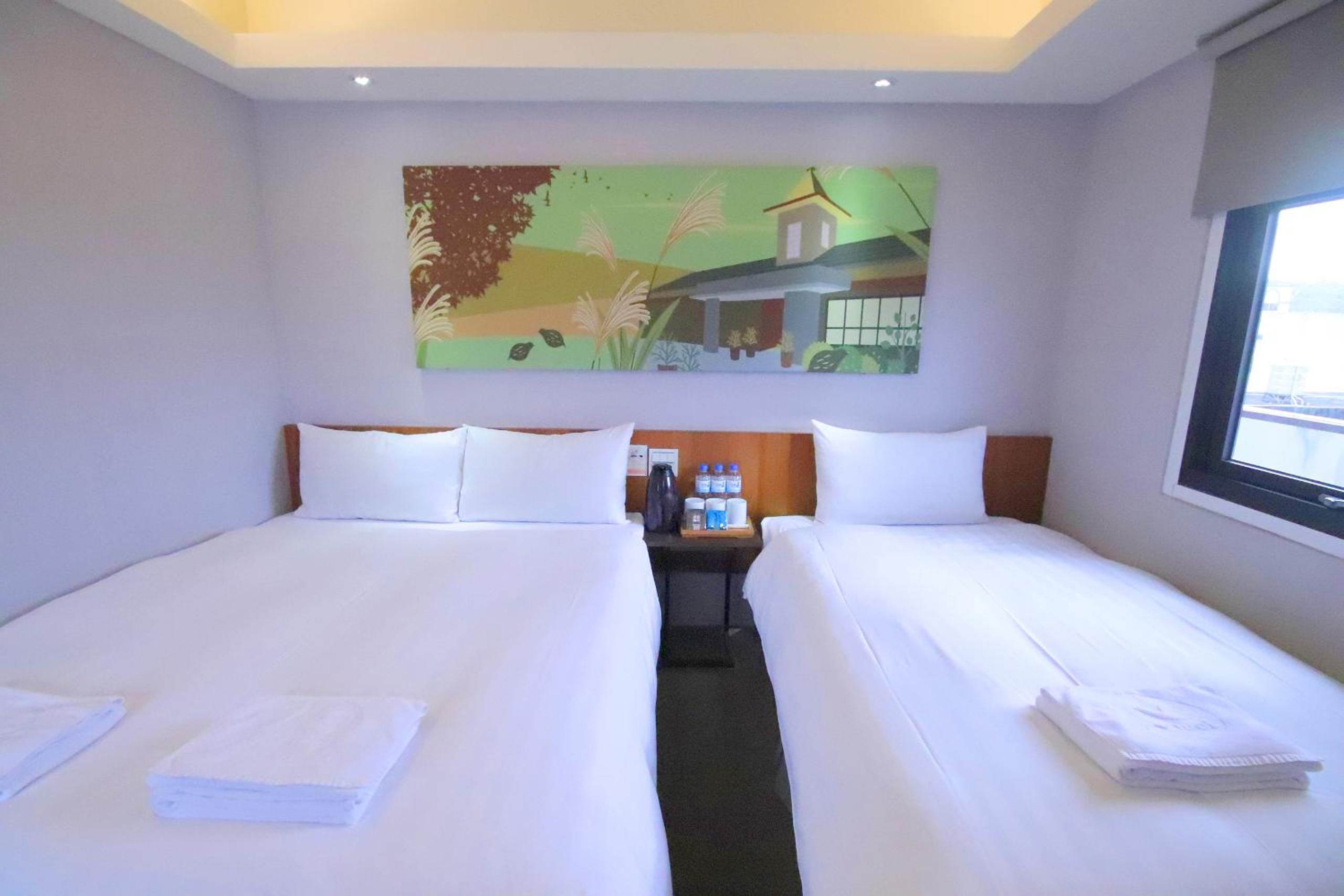 Triple Room with Private Bathroom photo 3