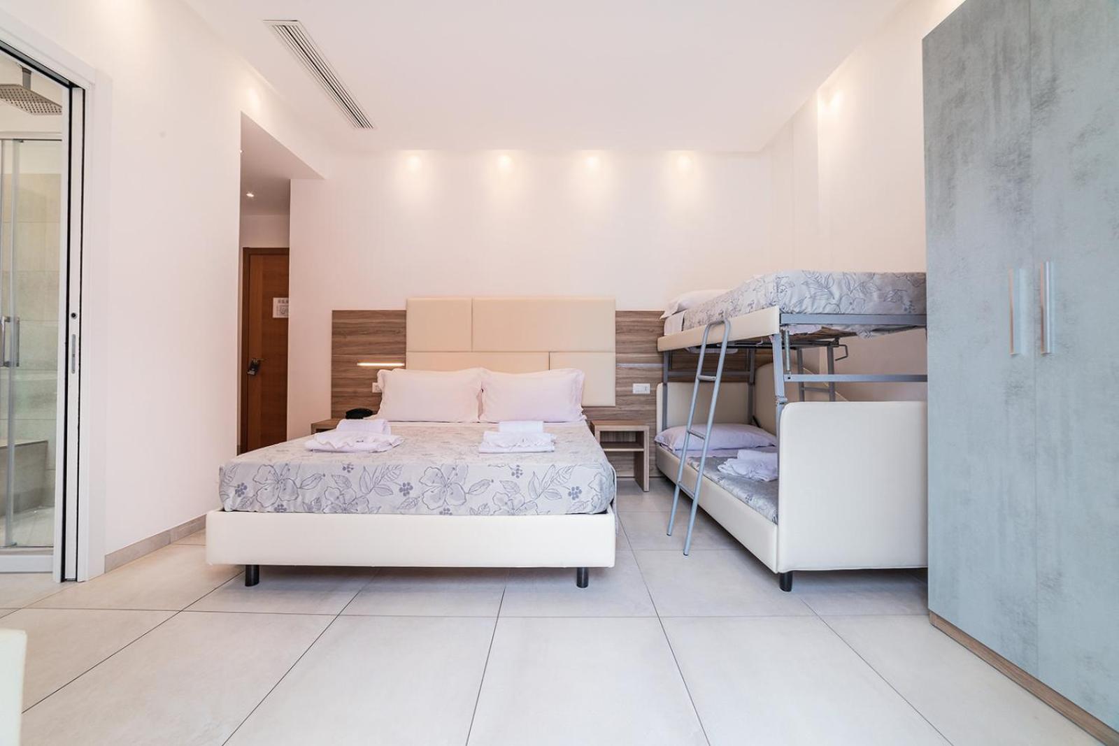 Comfort Quadruple Room