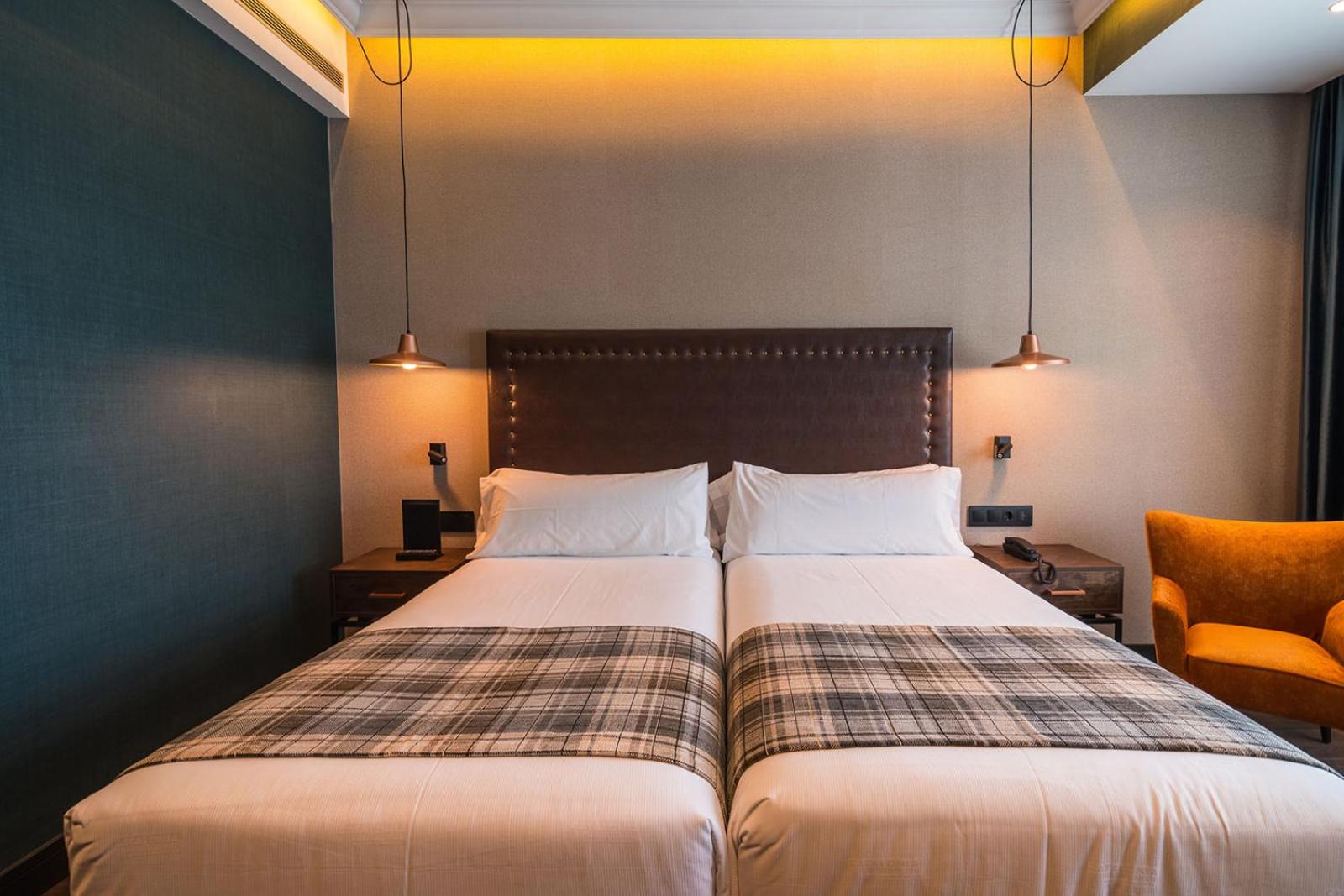Double or Twin Room - Photo 2