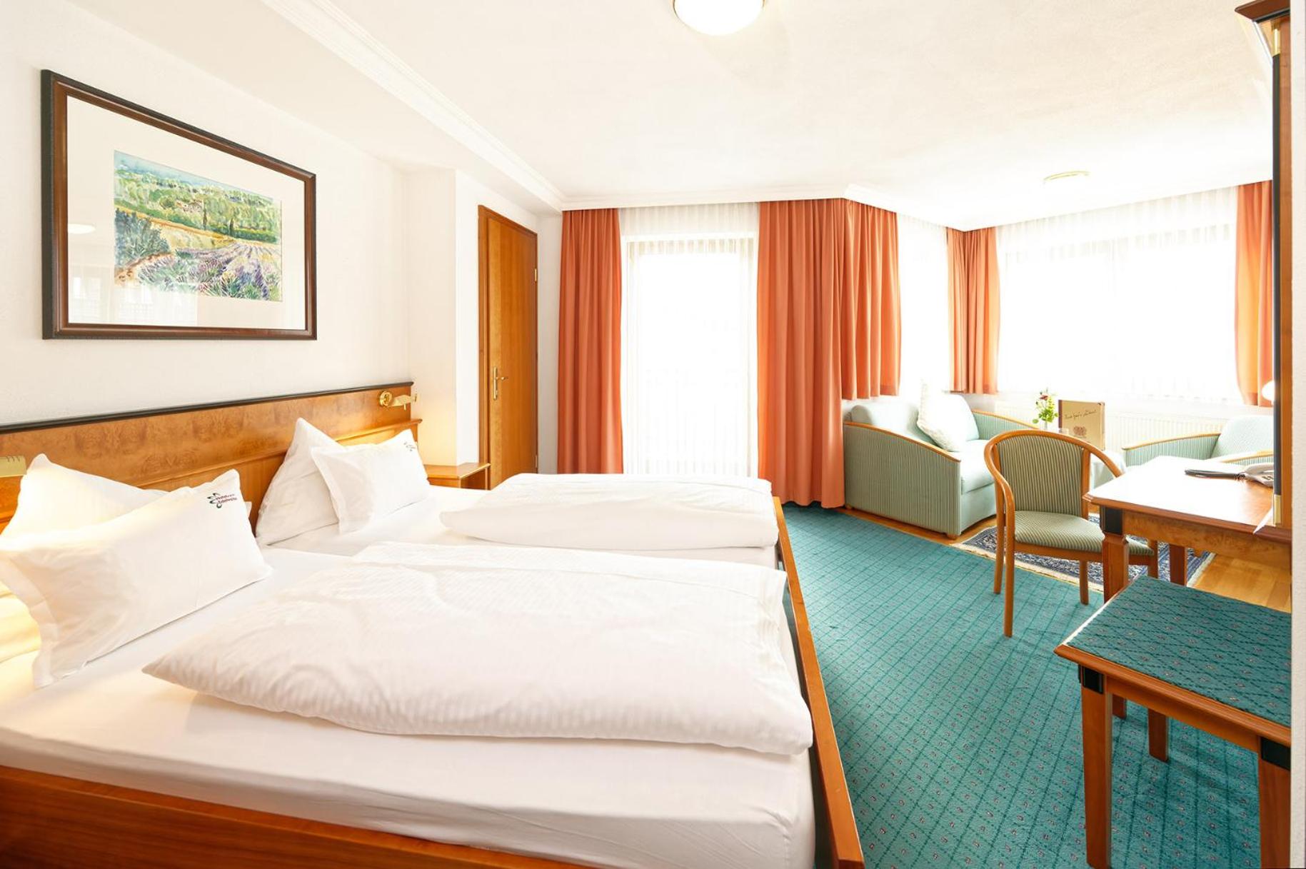 Deluxe Double Room with Bath photo 1