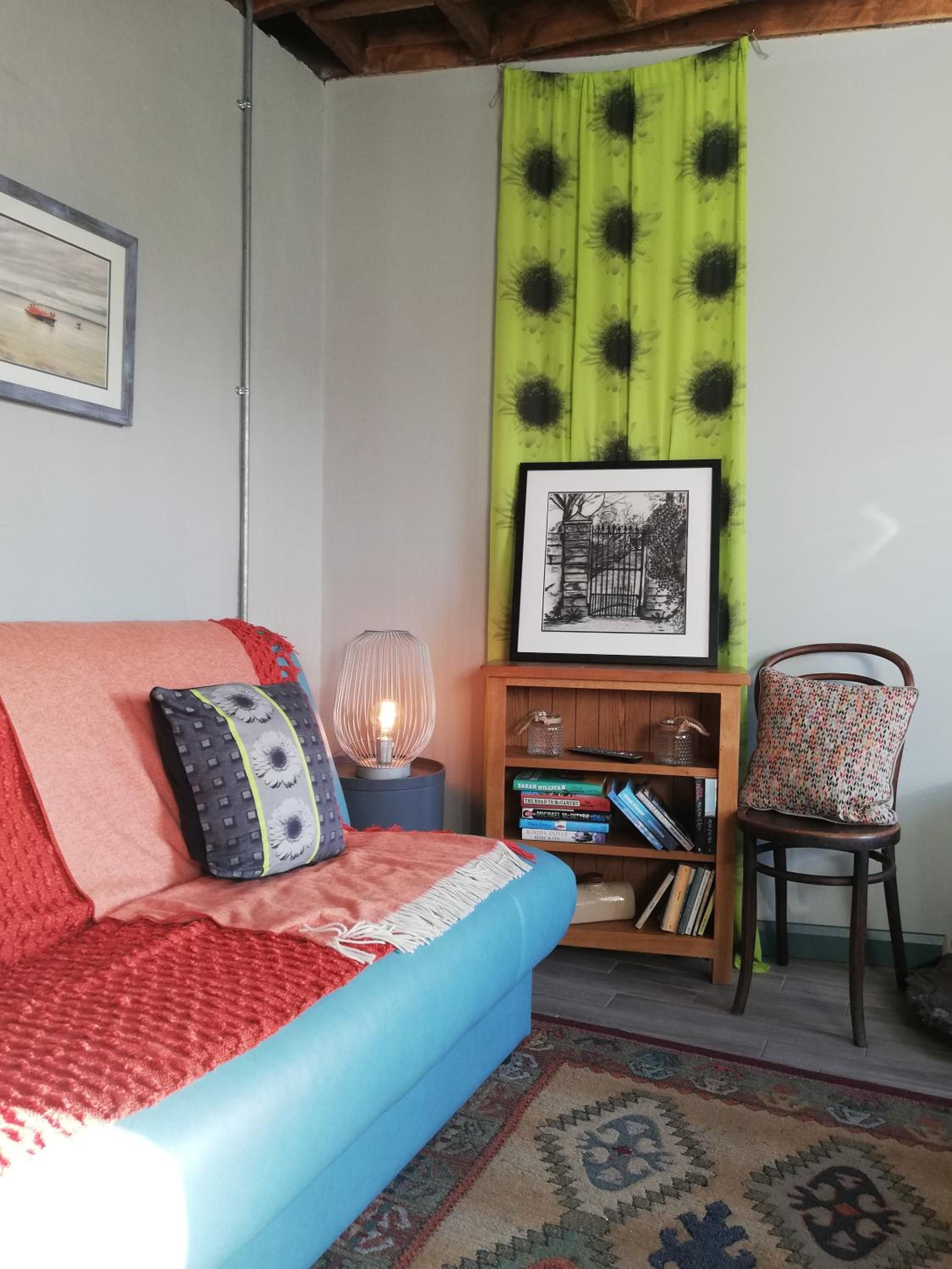 One-Bedroom House photo 1