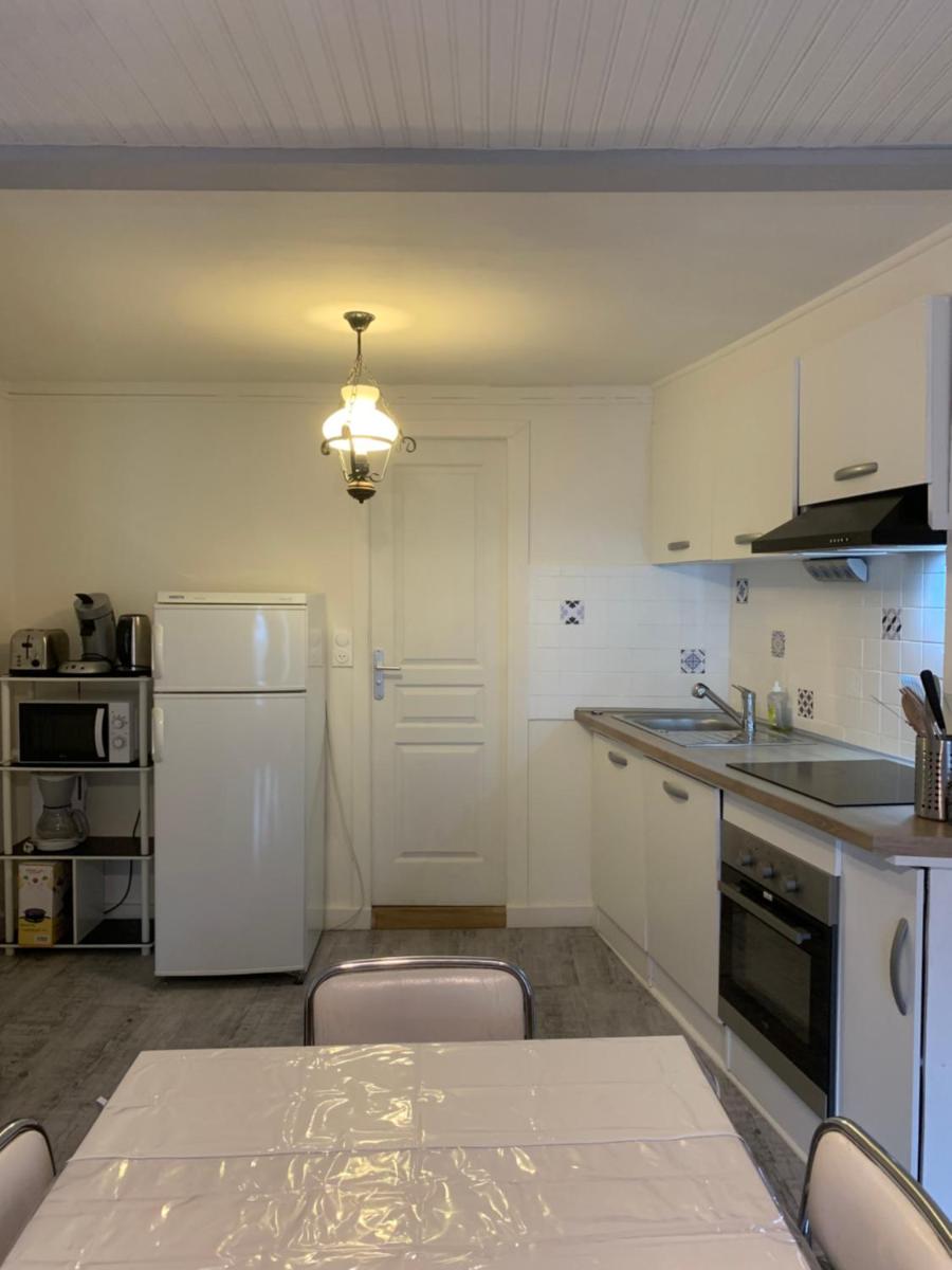 One-Bedroom Apartment - Photo 7