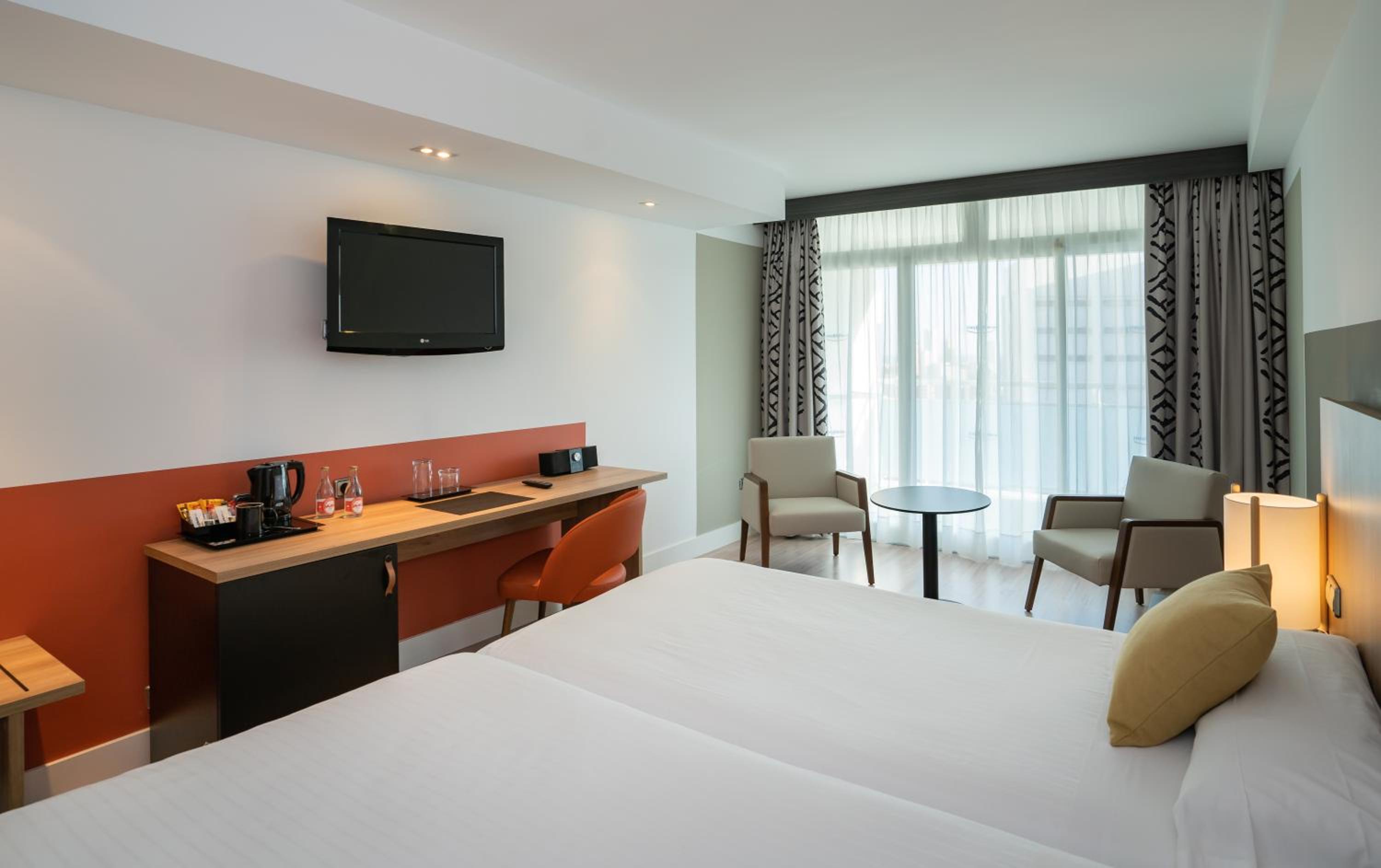 Deluxe Double Room - Photo 1