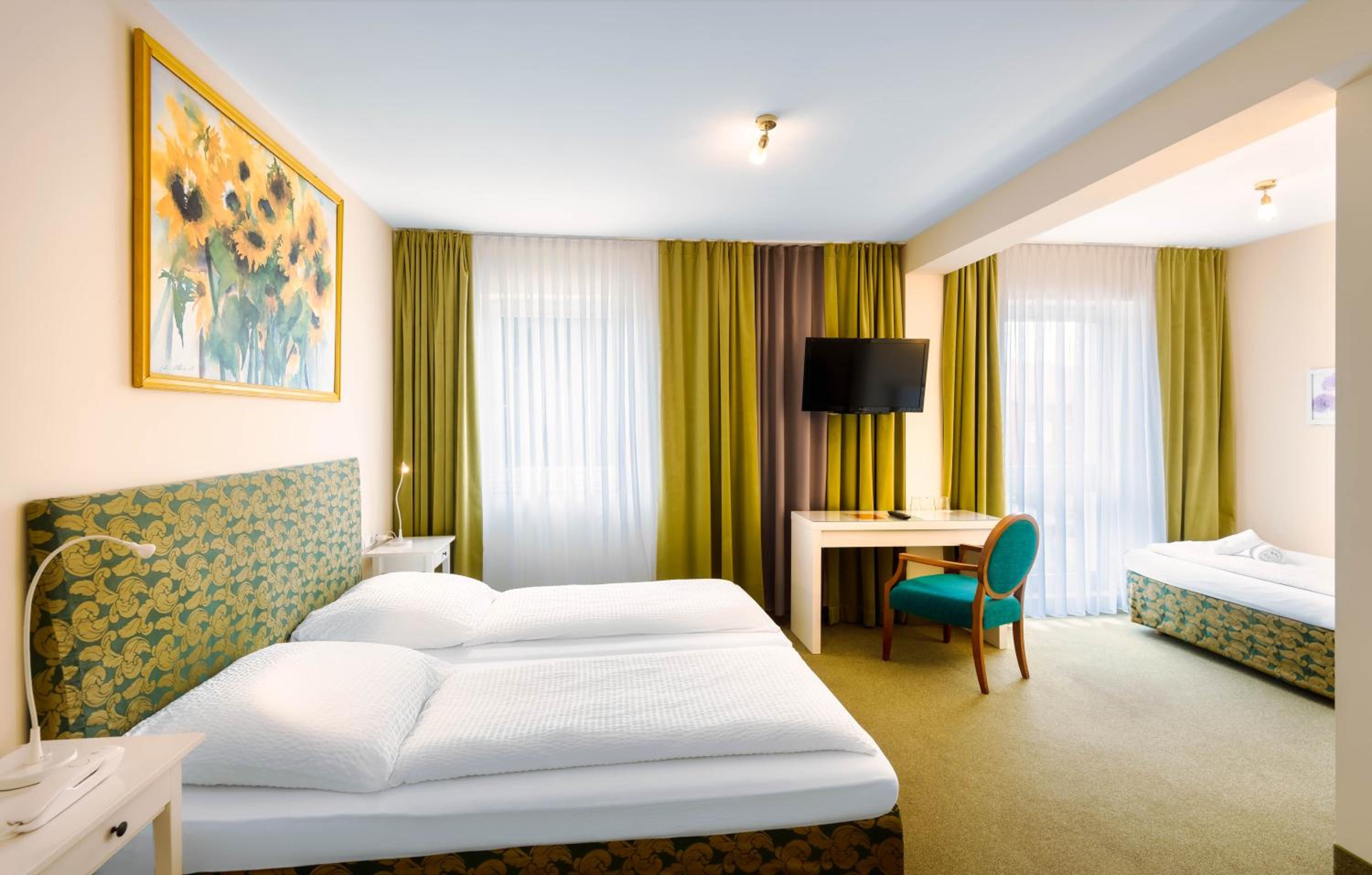 Triple Room - Photo 2