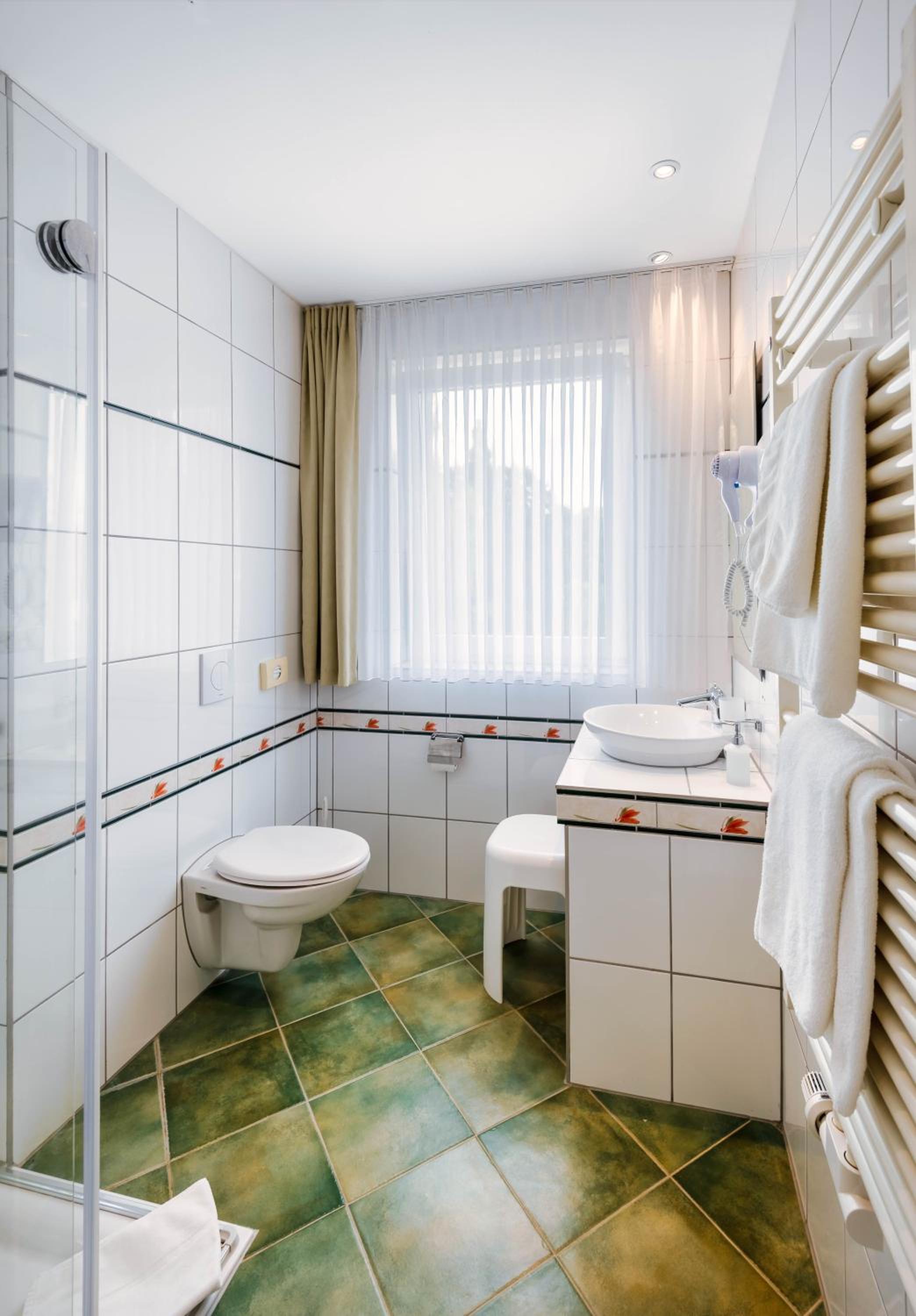 Triple Room - Photo 6