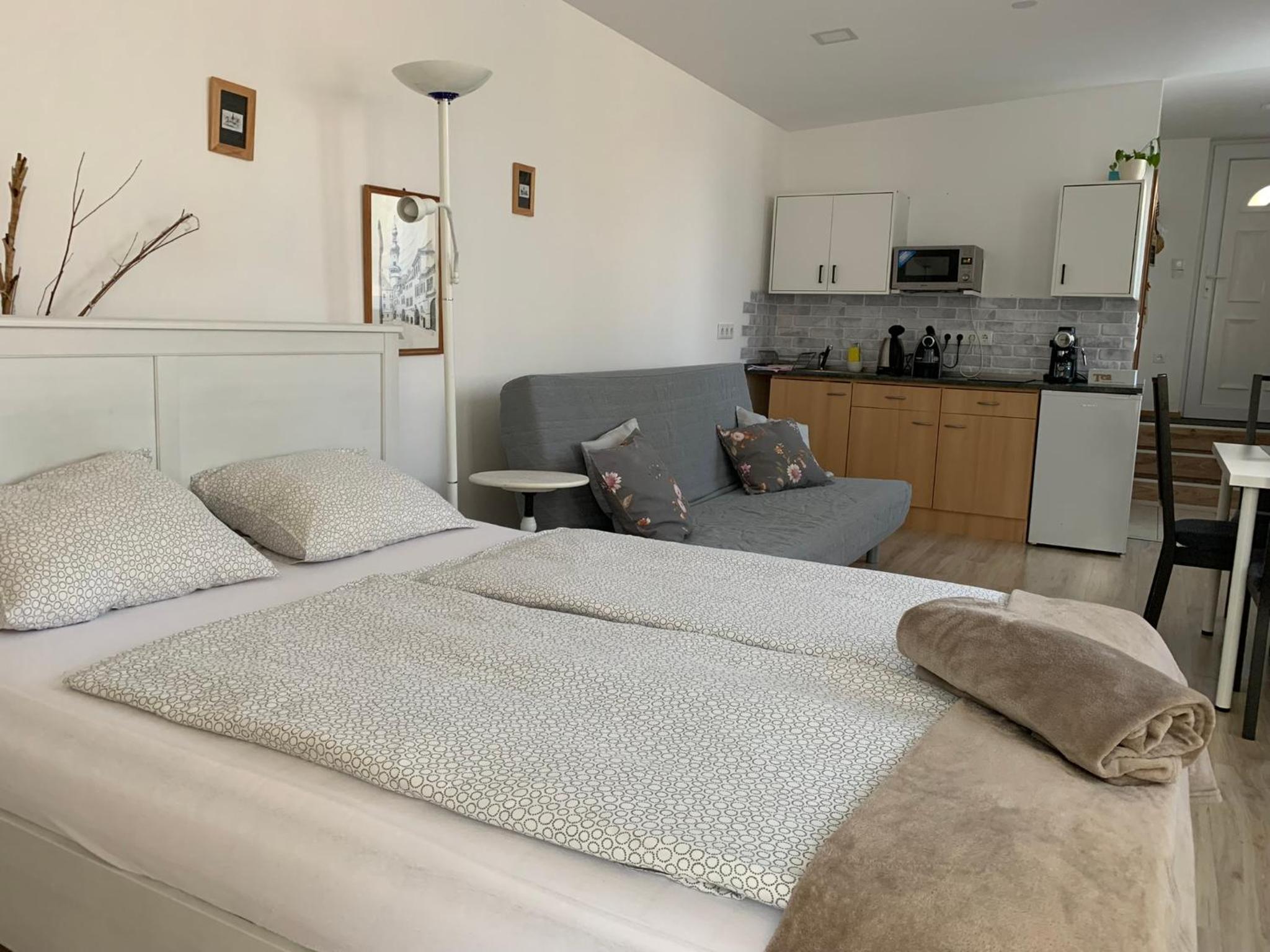 One-Bedroom Apartment - Photo 14