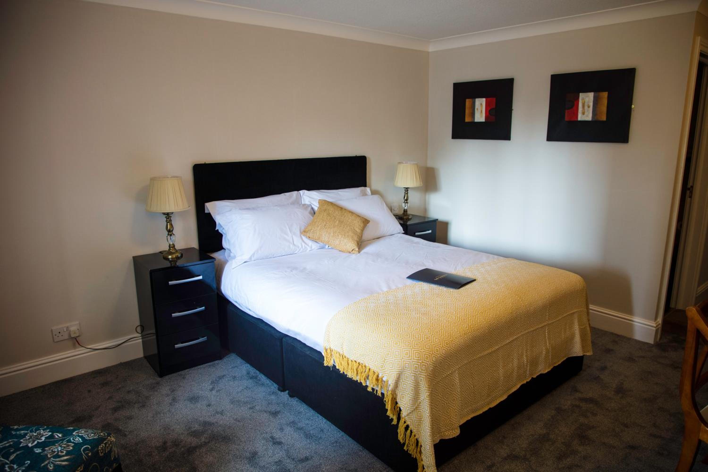 Standard Double Room - Photo 27
