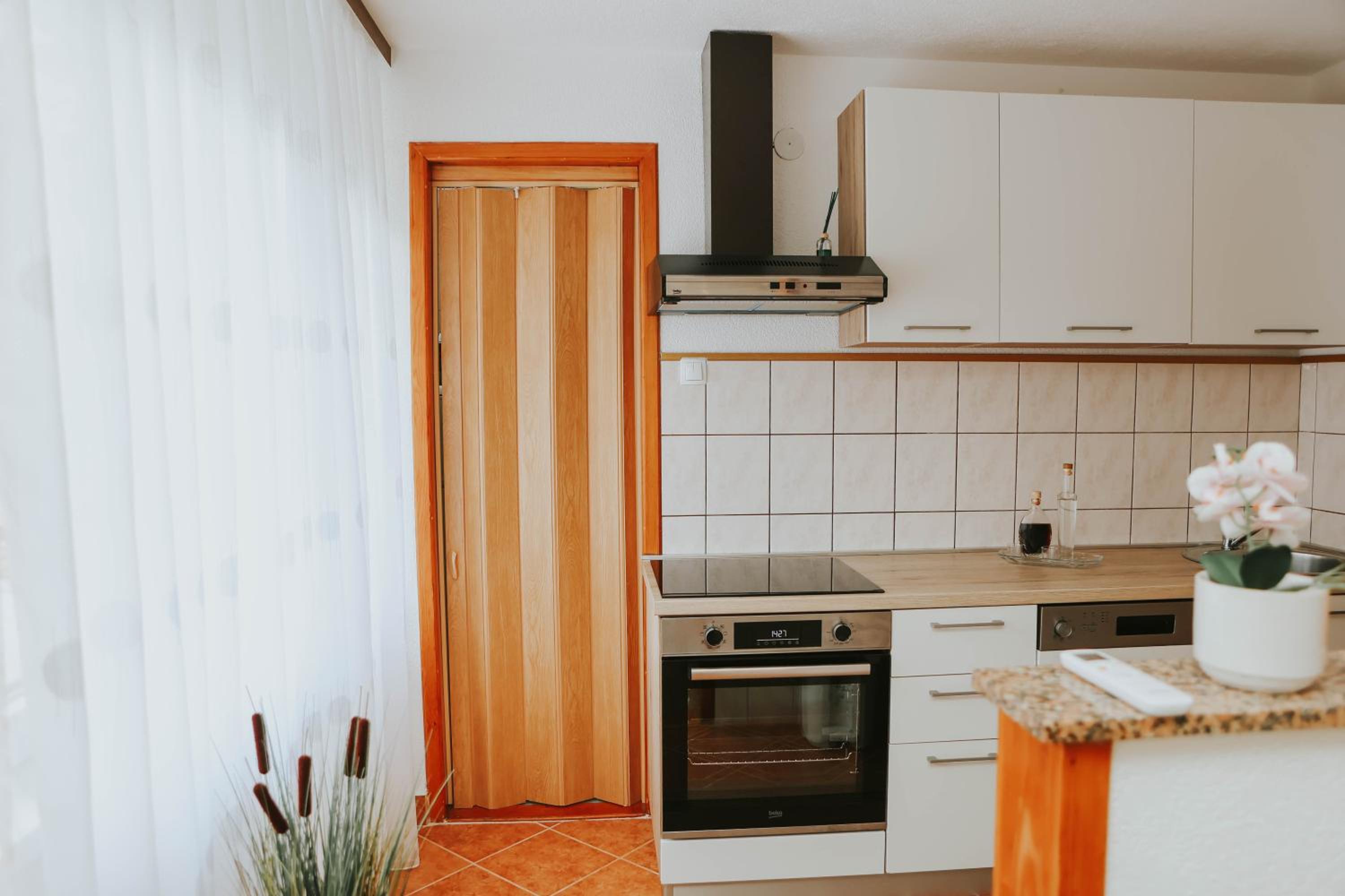Apartment - Photo 28