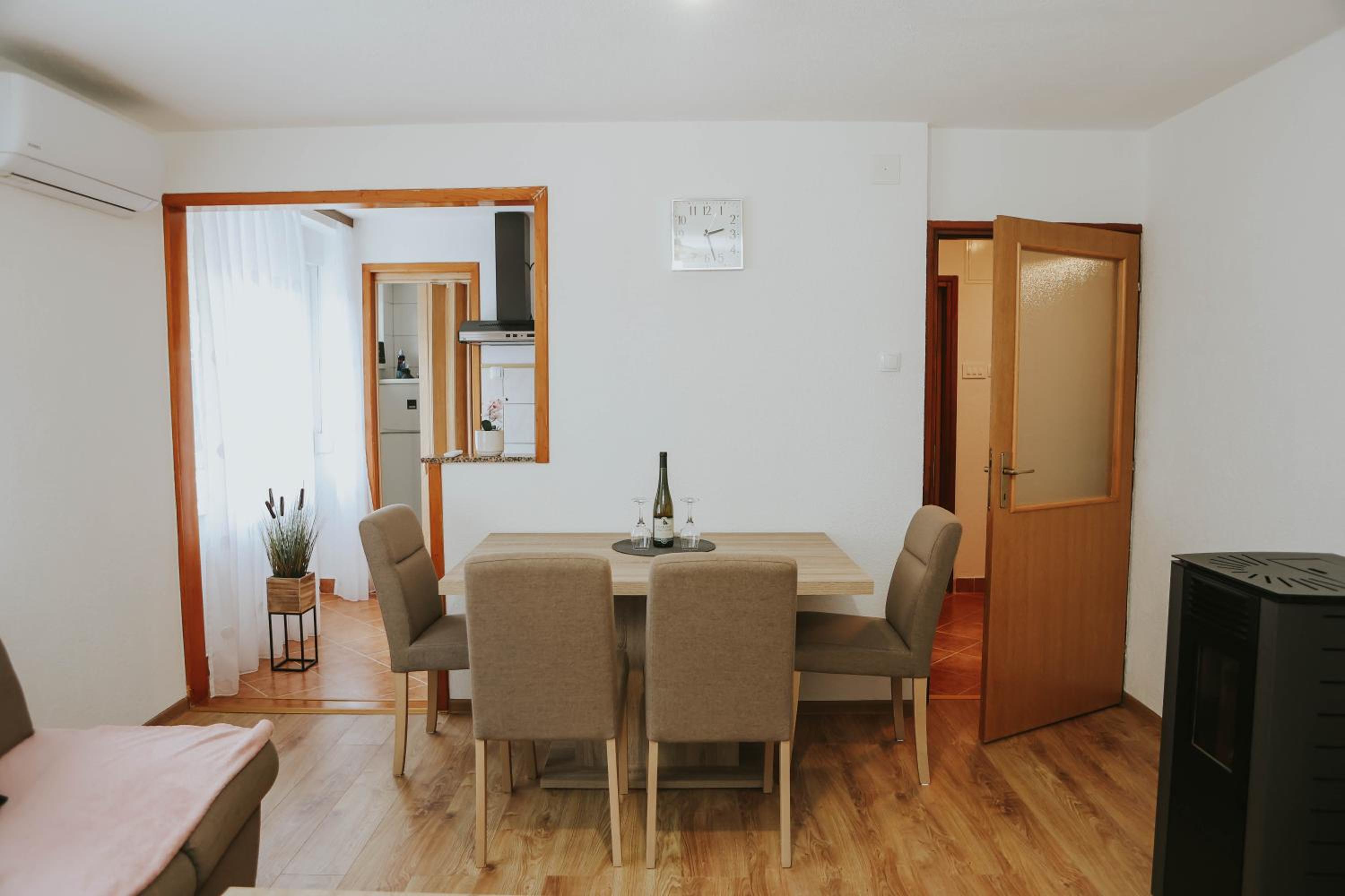 Apartment - Photo 21