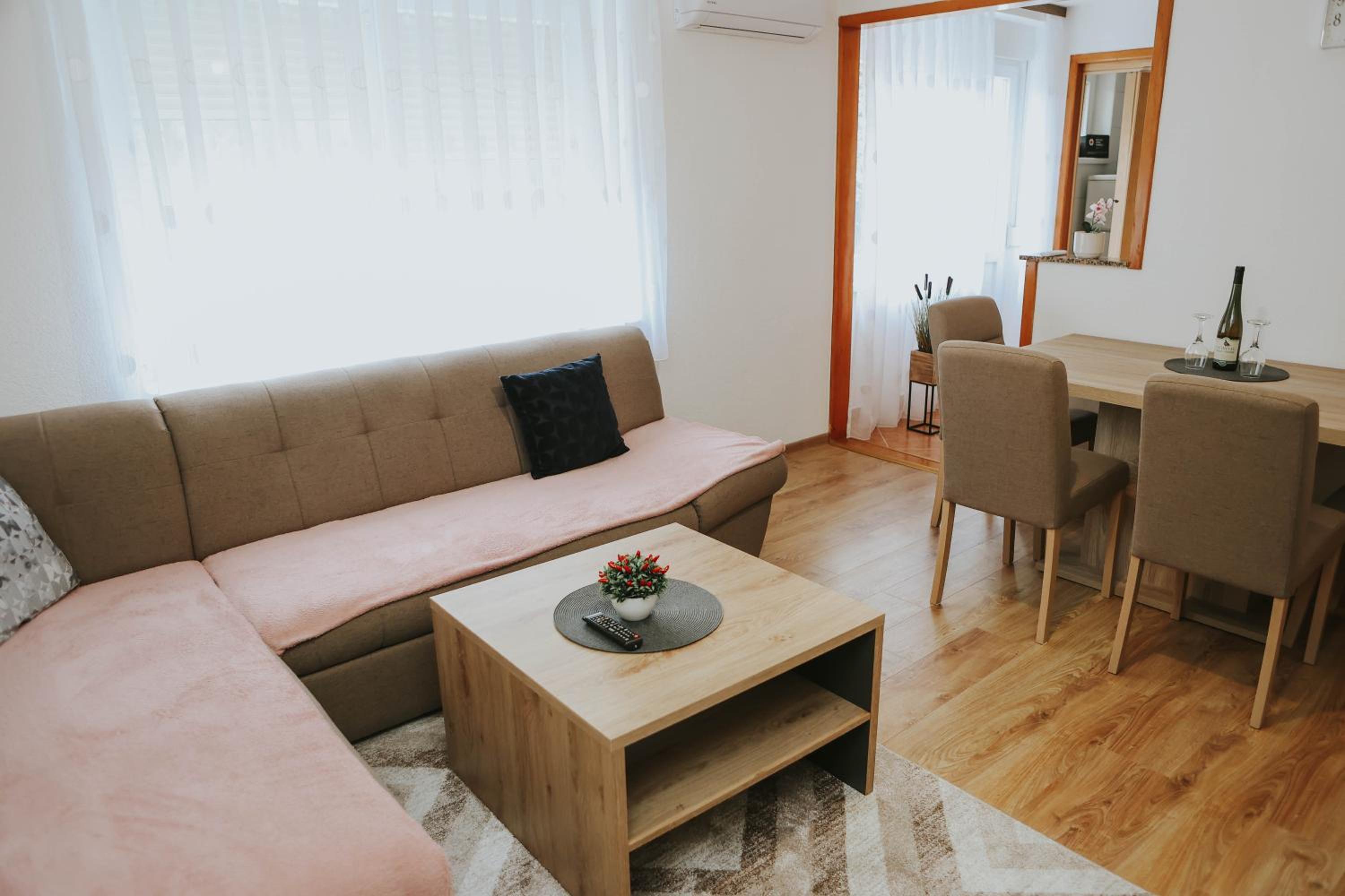 Apartment - Photo 8