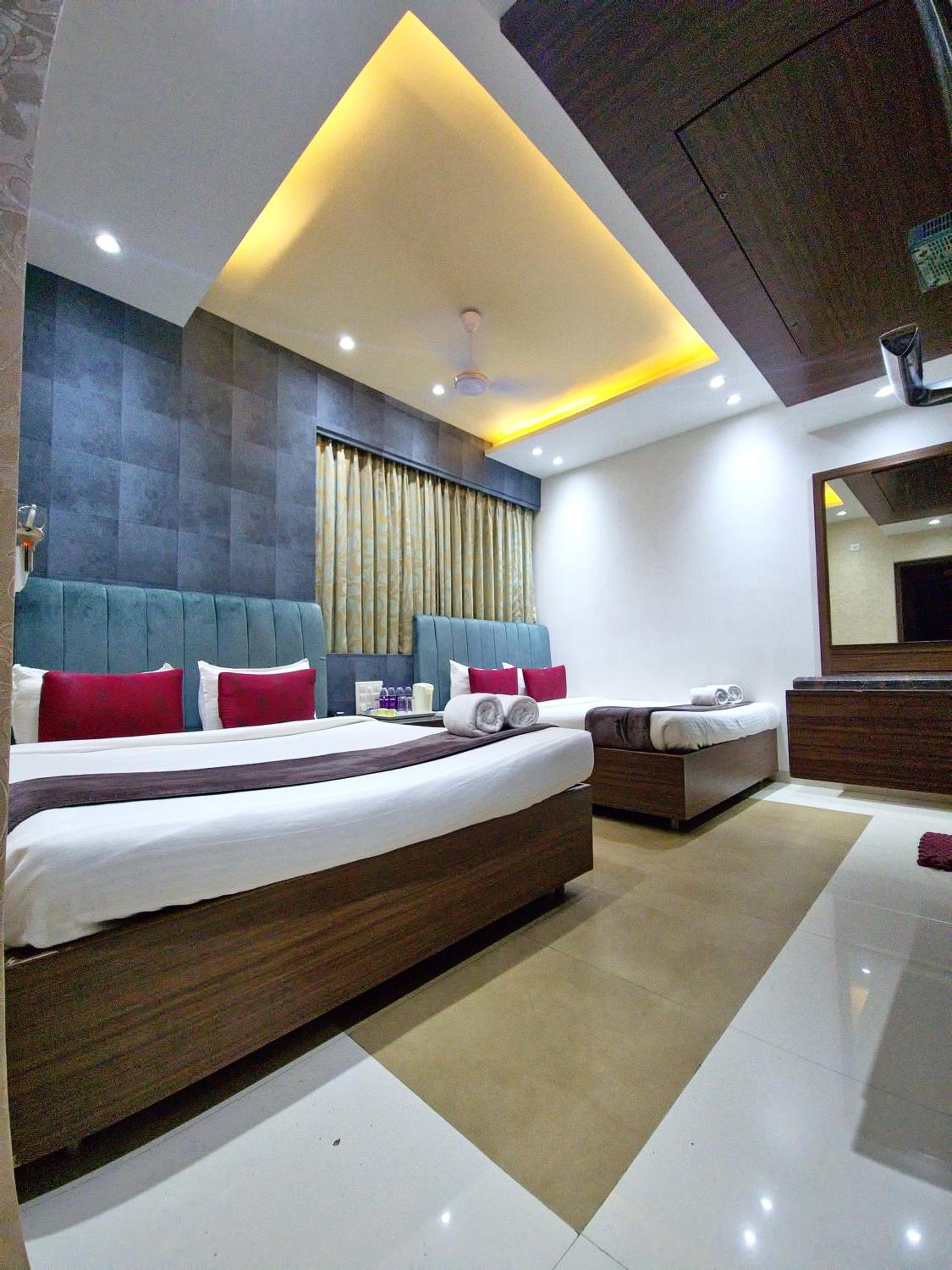 Premium Quadruple Room - Photo 3