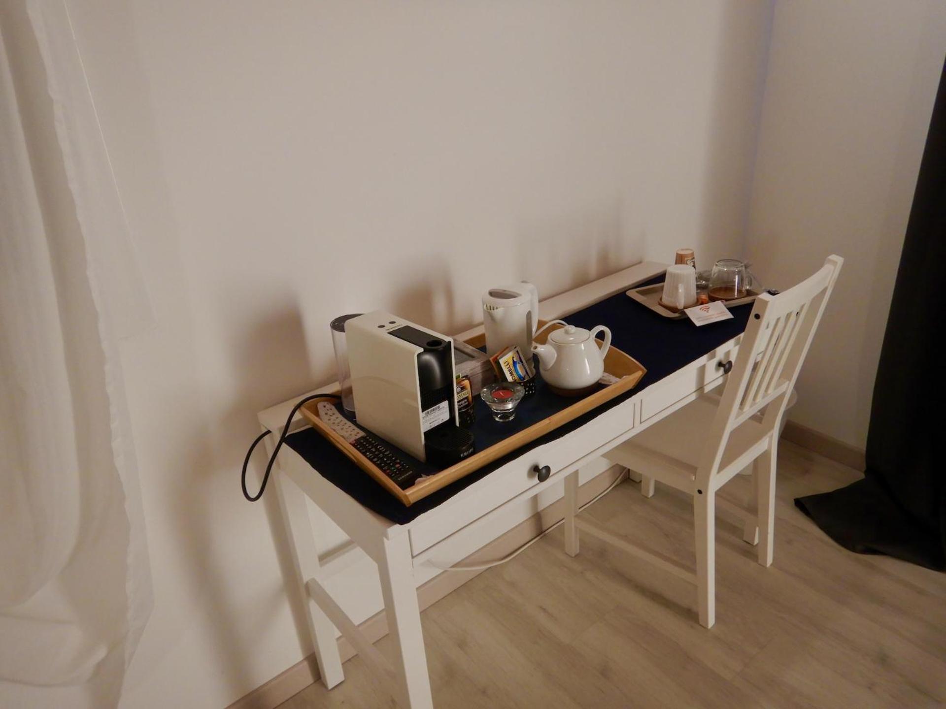 Deluxe Room - Photo 3