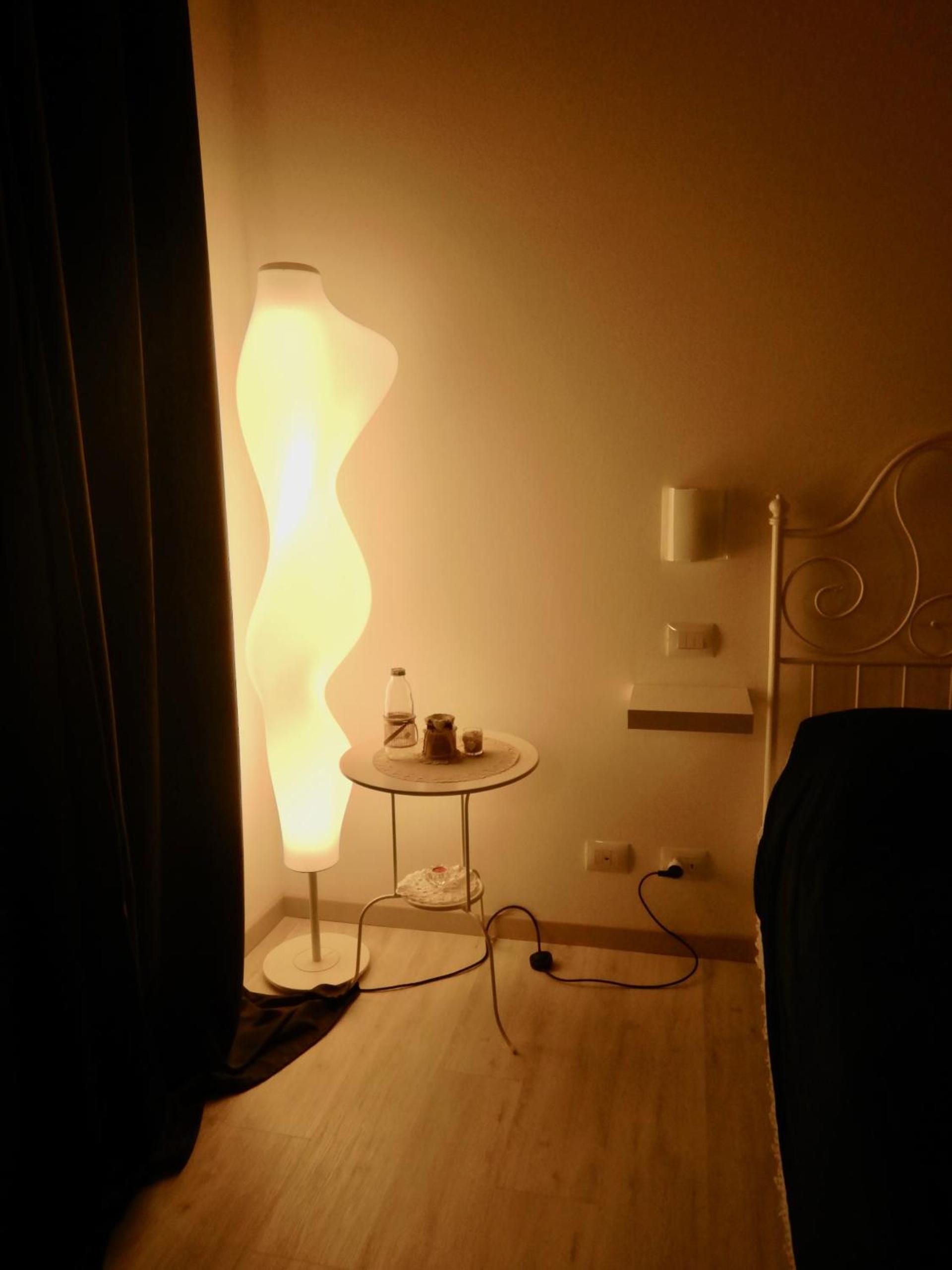 Deluxe Room - Photo 9