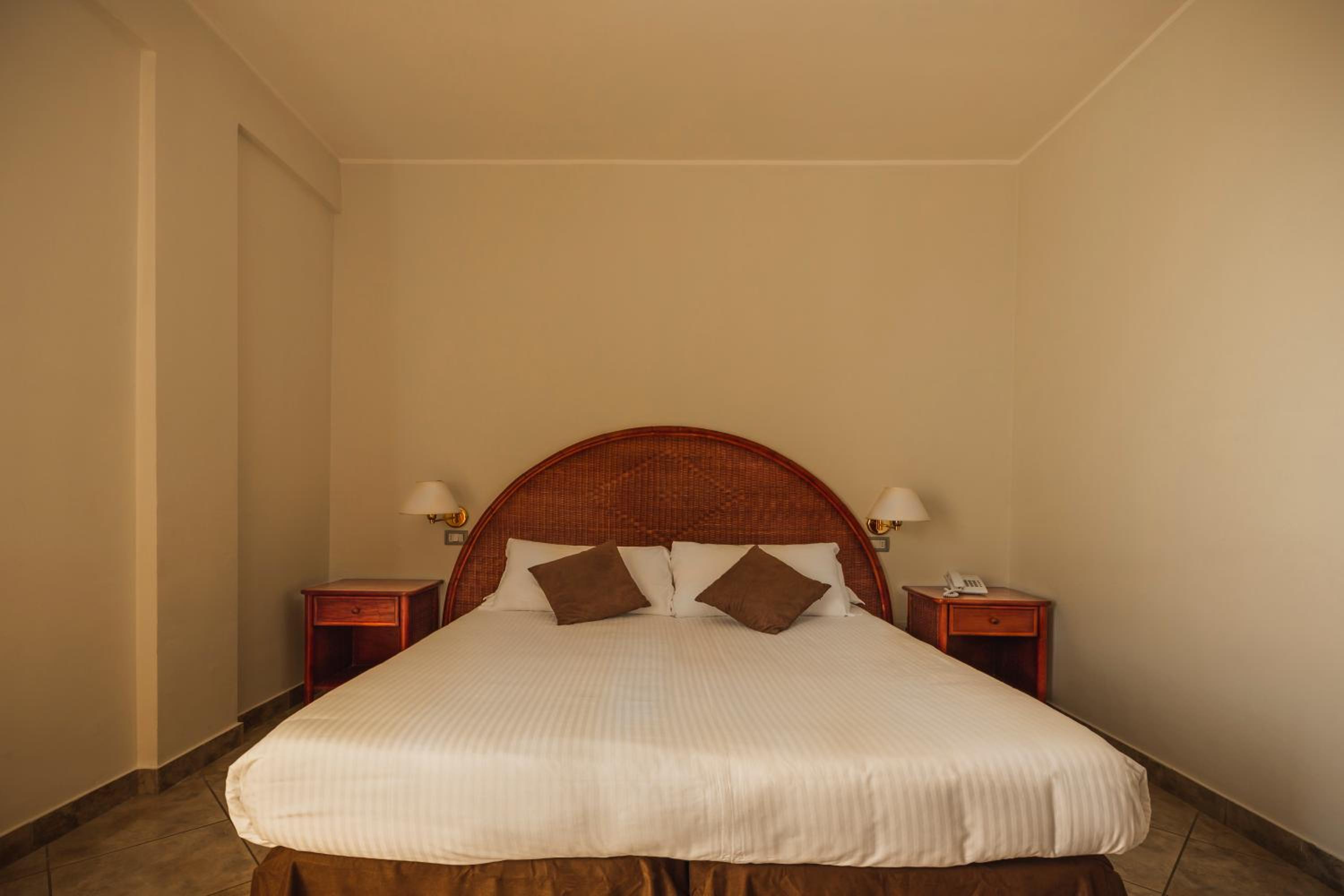 Double Room with Sea View photo 3