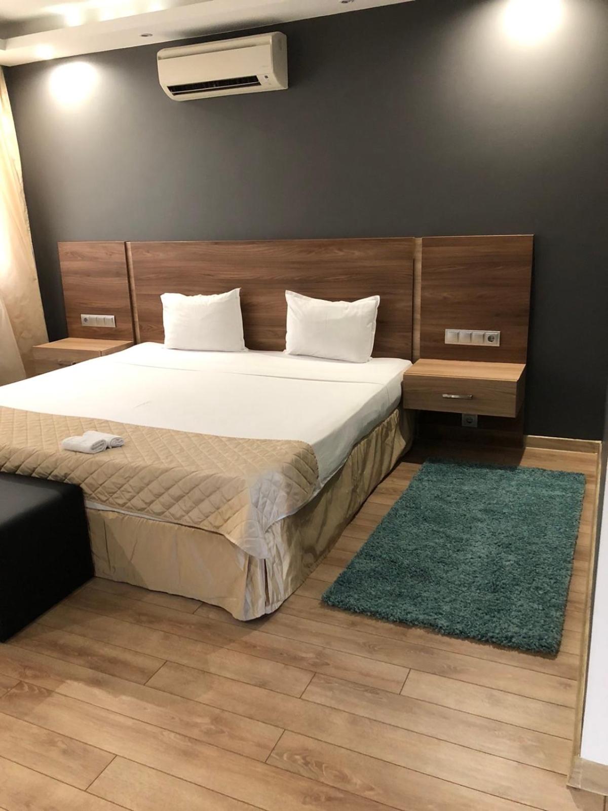 Double Room - Photo 3