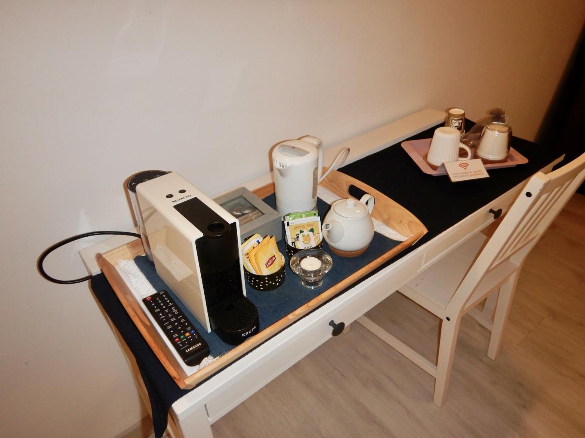Standard Double Room - Photo 7